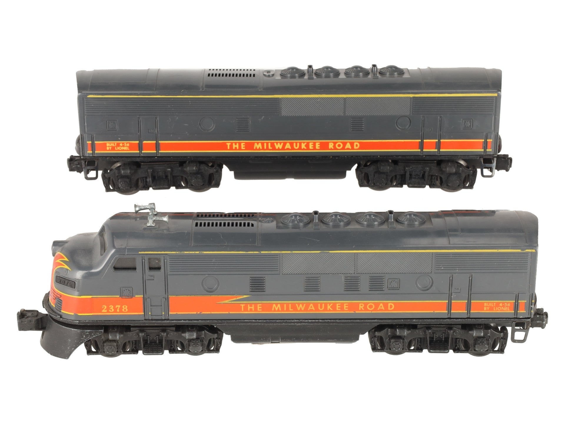 Lionel 2378 O Vintage Milwaukee F-3 AB Diesel Loco Set w/Thin Yellow Stripes VG