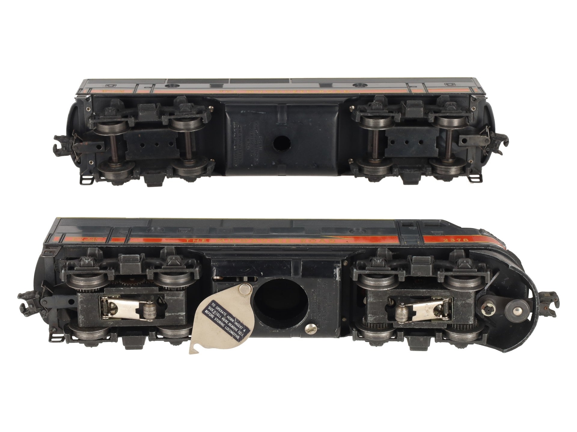 Lionel 2378 O Vintage Milwaukee F-3 AB Diesel Loco Set w/Thin Yellow Stripes VG