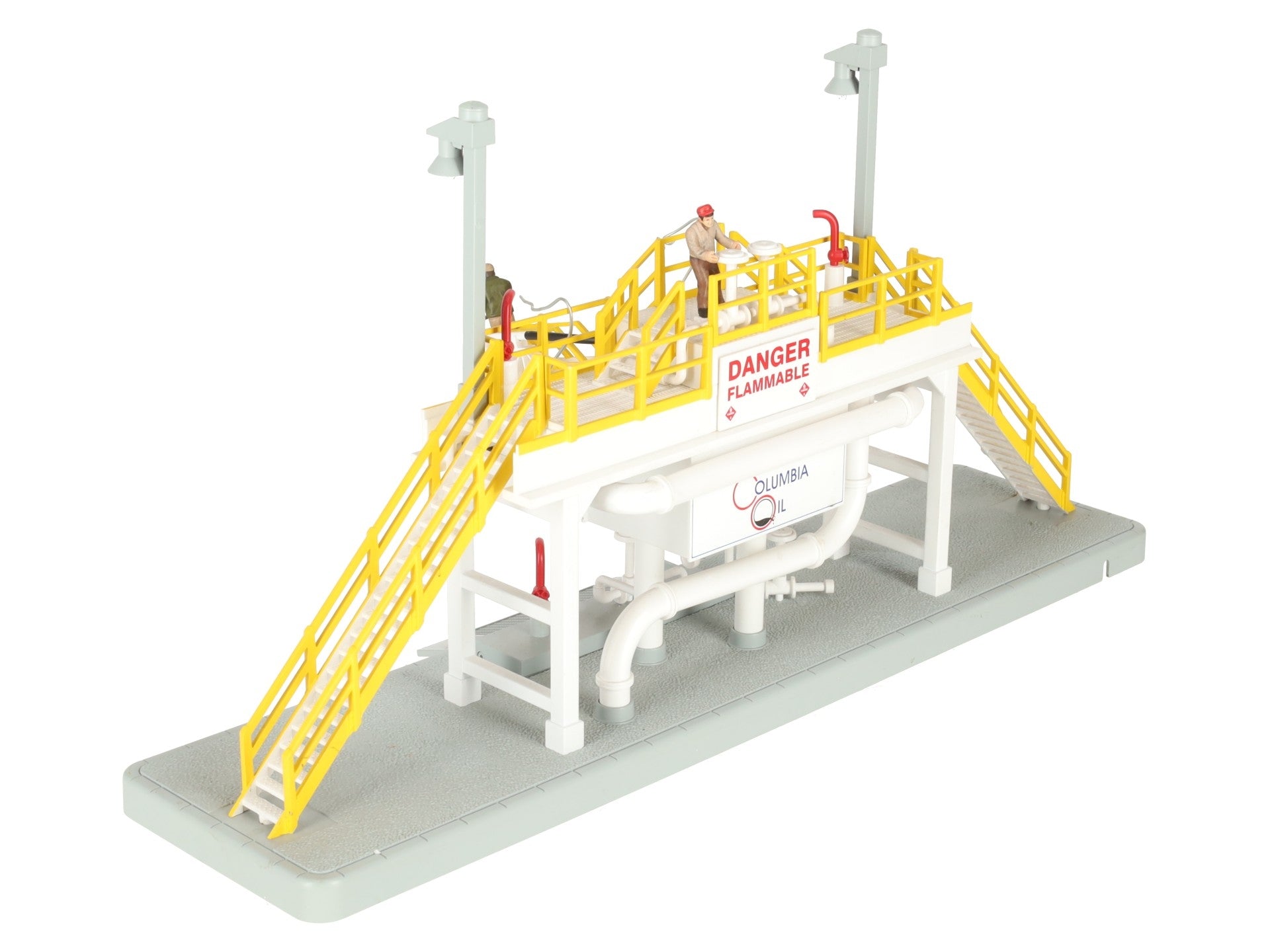MTH 30-9117 O Gauge Columbia Oil Storage Station EX/Box