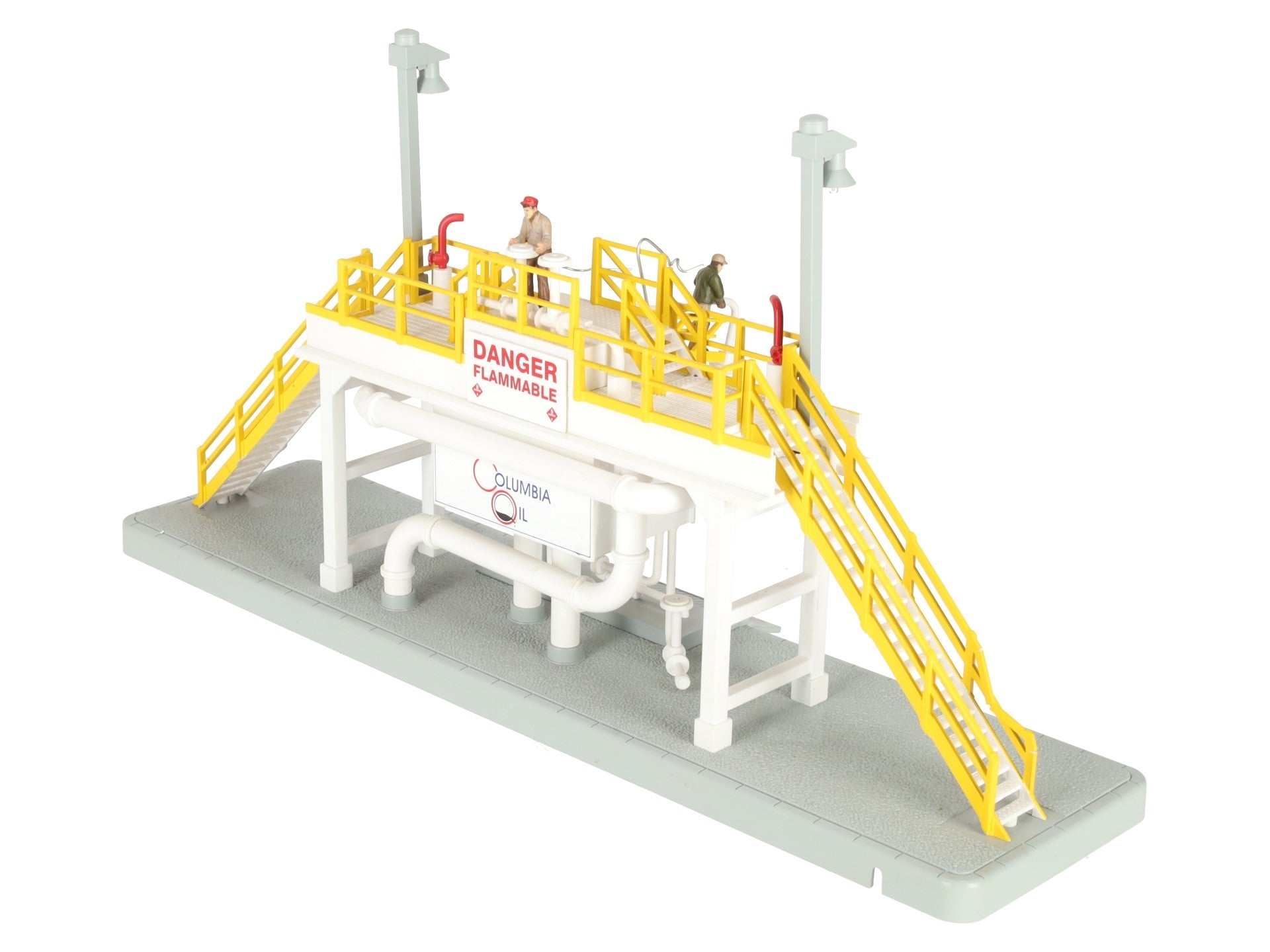 MTH 30-9117 O Gauge Columbia Oil Storage Station EX/Box