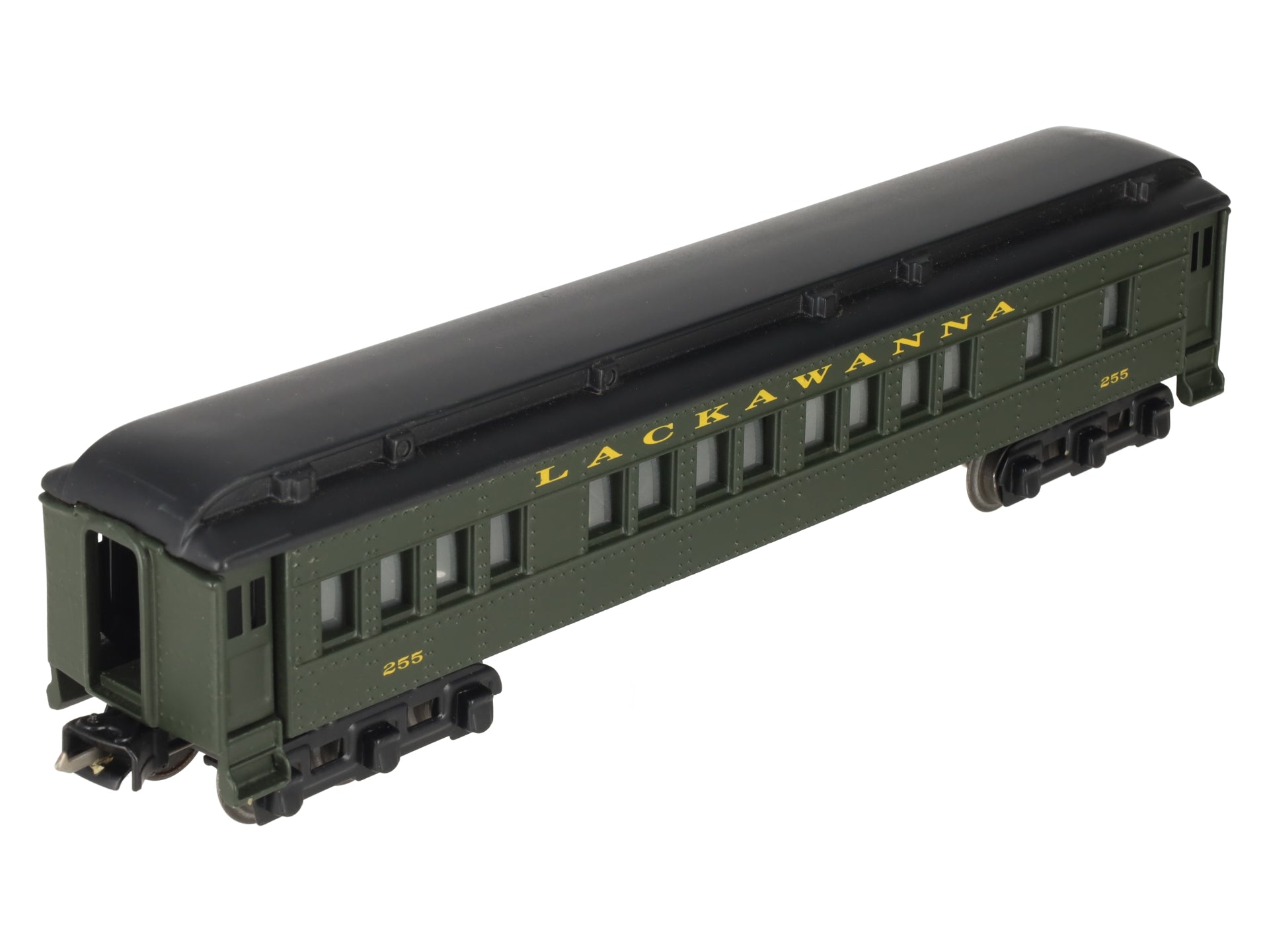 Lionel 2627 Vintage O Lionel Line Madison Heavyweight Passenger Car -Repainted