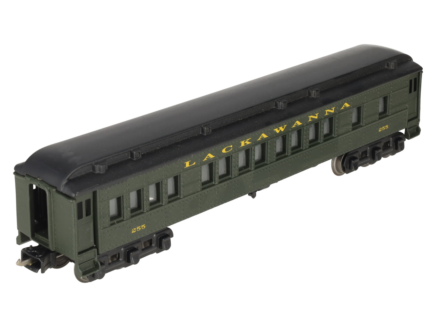 Lionel 2627 Vintage O Lionel Line Madison Heavyweight Passenger Car -Repainted