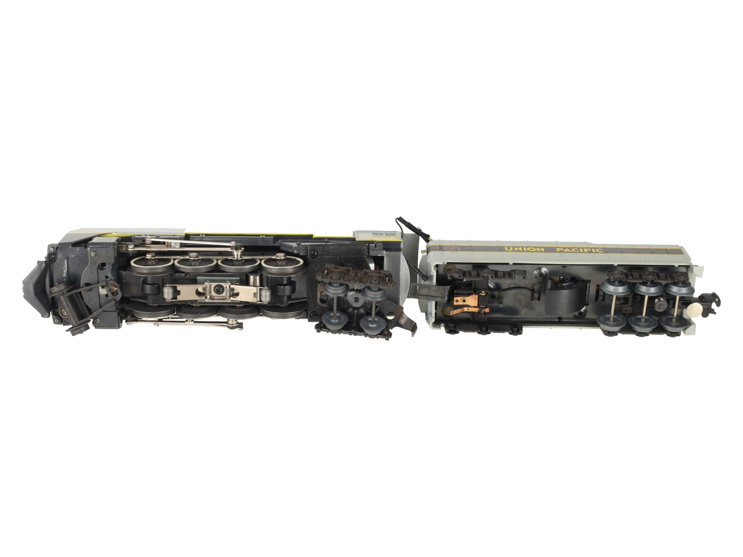Lionel 6-8002 O Union Pacific Berkshire 2-8-4 Steam Locomotive & Tender #8002 VG/Box
