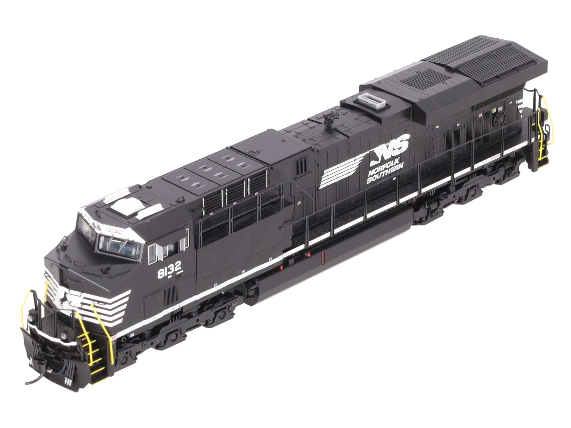 Broadway Limited 5486 HO Norfolk Southern GE ES44AC with Sound #8132  LN/Box