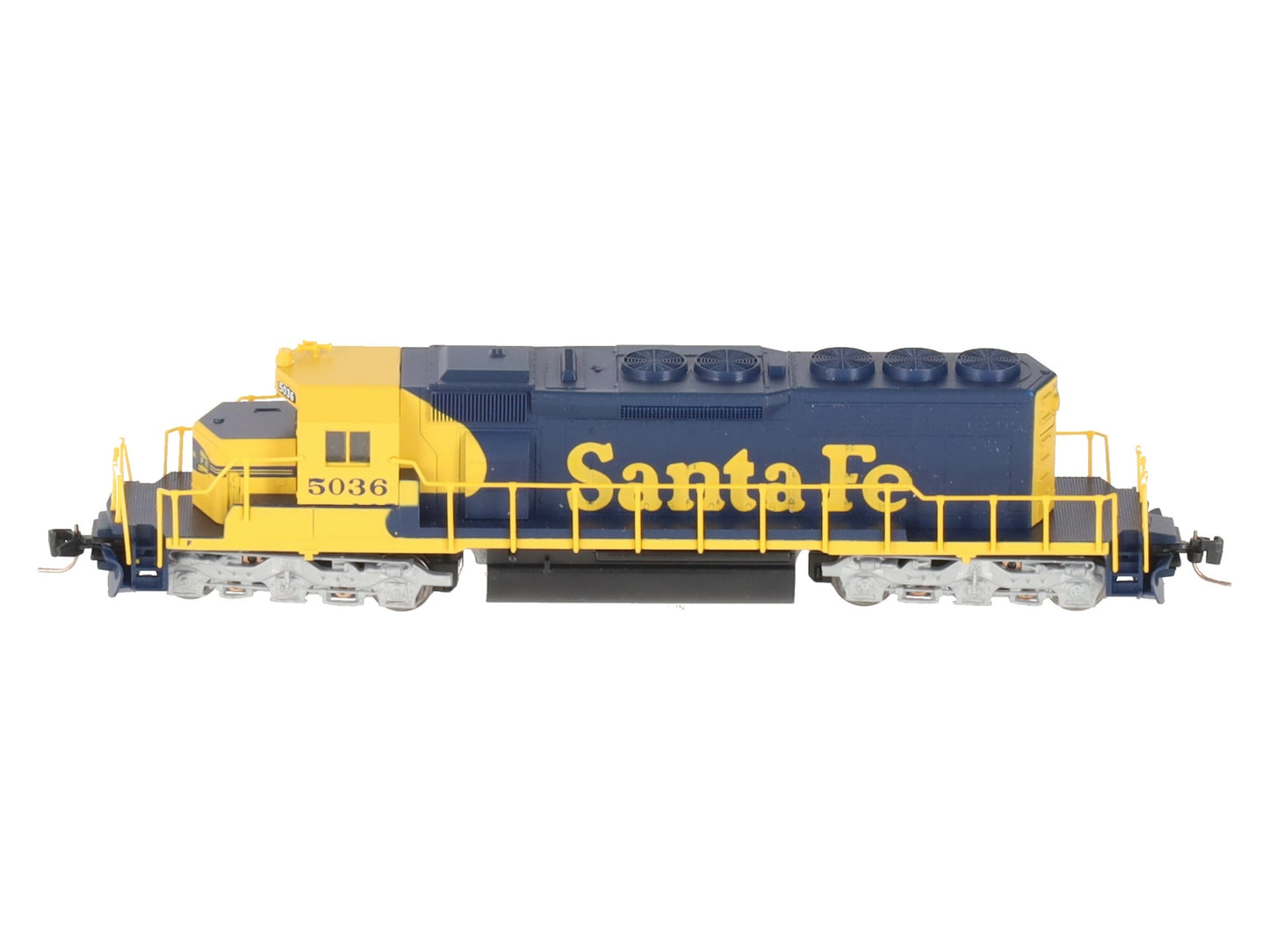 Micro-Trains 97001091 Z Scale Santa Fe SD40-2 Powered Diesel Locomotive #5036 LN/Box
