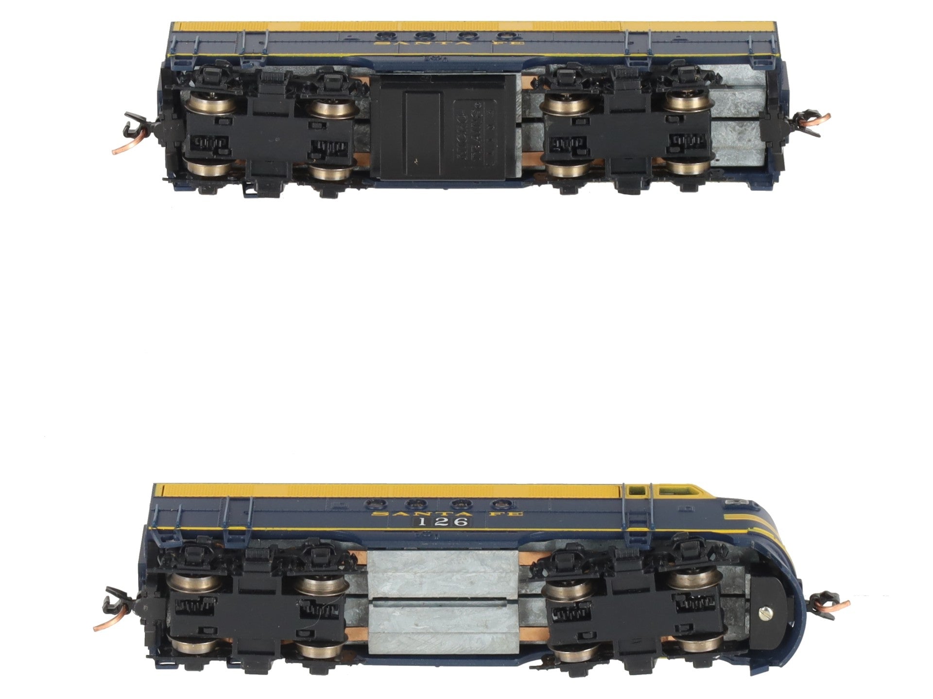 Micro-Trains 99200011 N ATSF FT A/B Powered Diesel Locomotive Set #126 w DCC VG/Box
