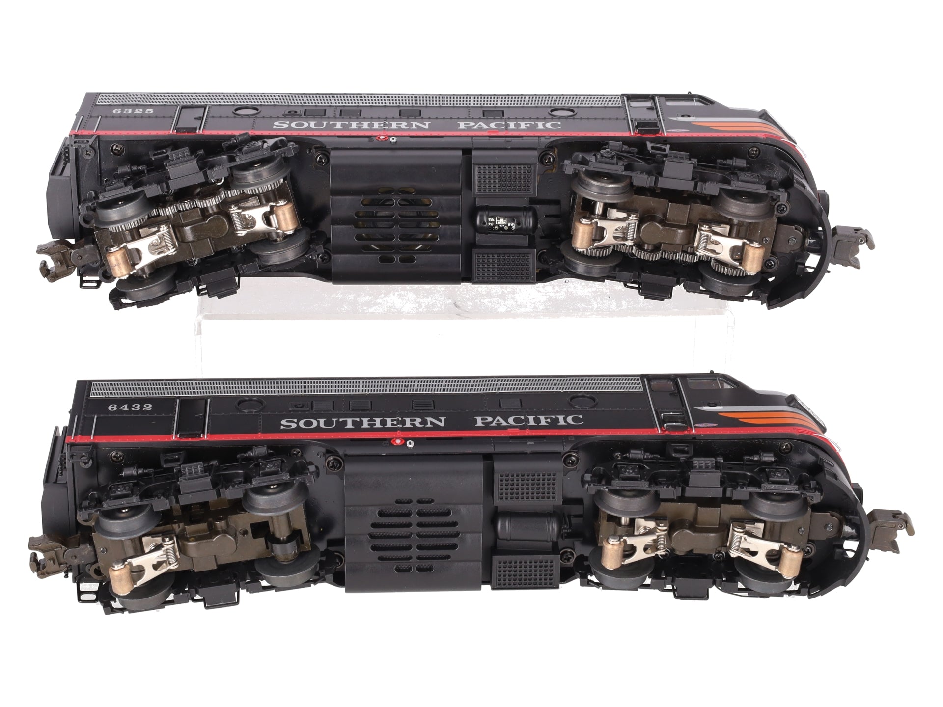 Lionel 6-38757 O Southern Pacific F7 AA Legacy Diesel Locomotive Set #6325/6432 EX/Box