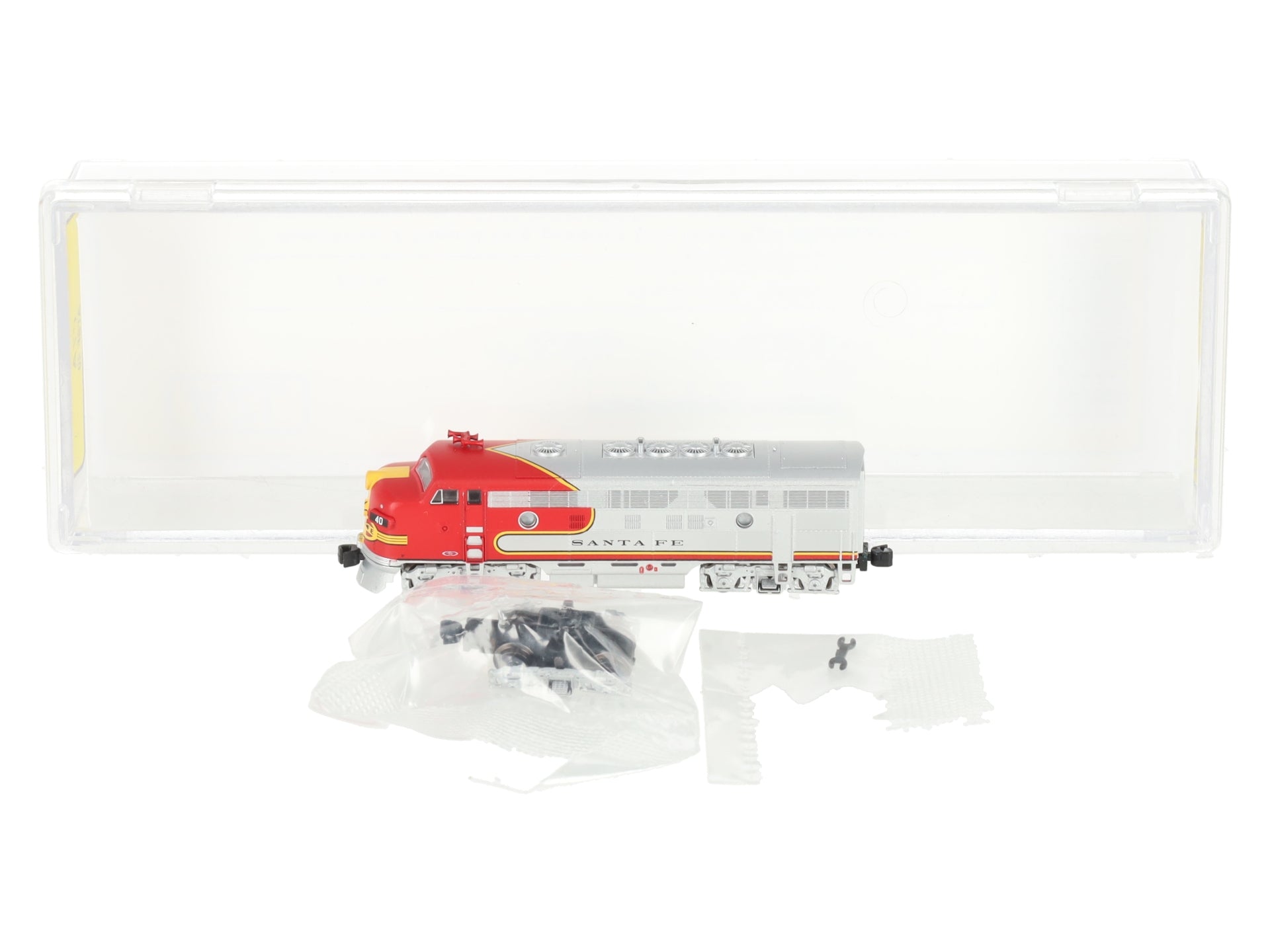 American Z-Line 63001-9 Z Scale ATSF F7A Diesel Locomotive #40 LN/Box