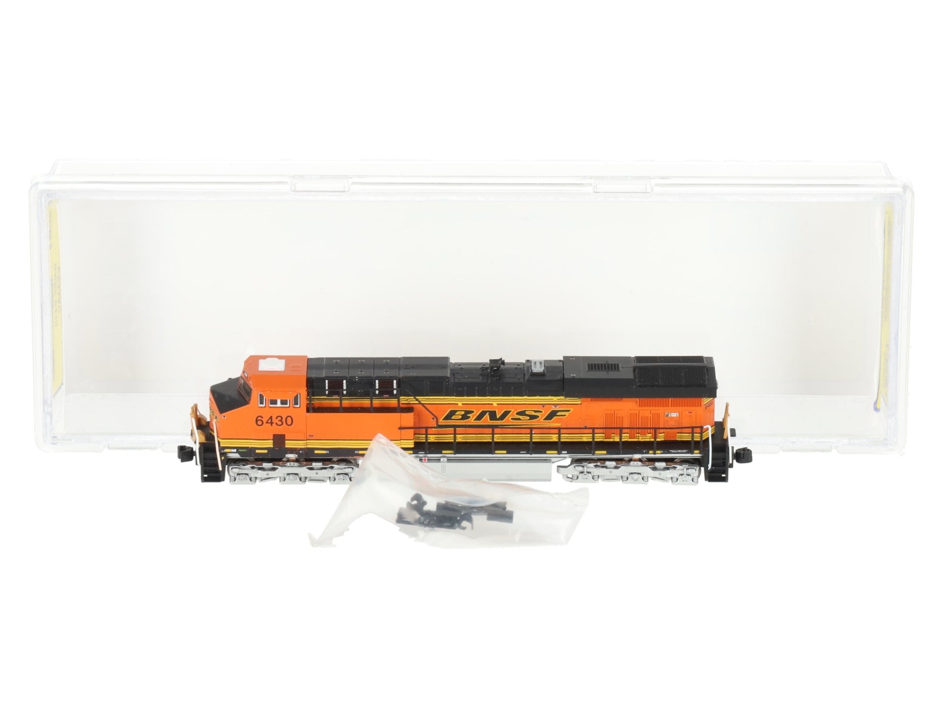 American Z-Line 62402-3 Z Scale BNSF ES44AC Diesel Locomotive #6430 LN/Box