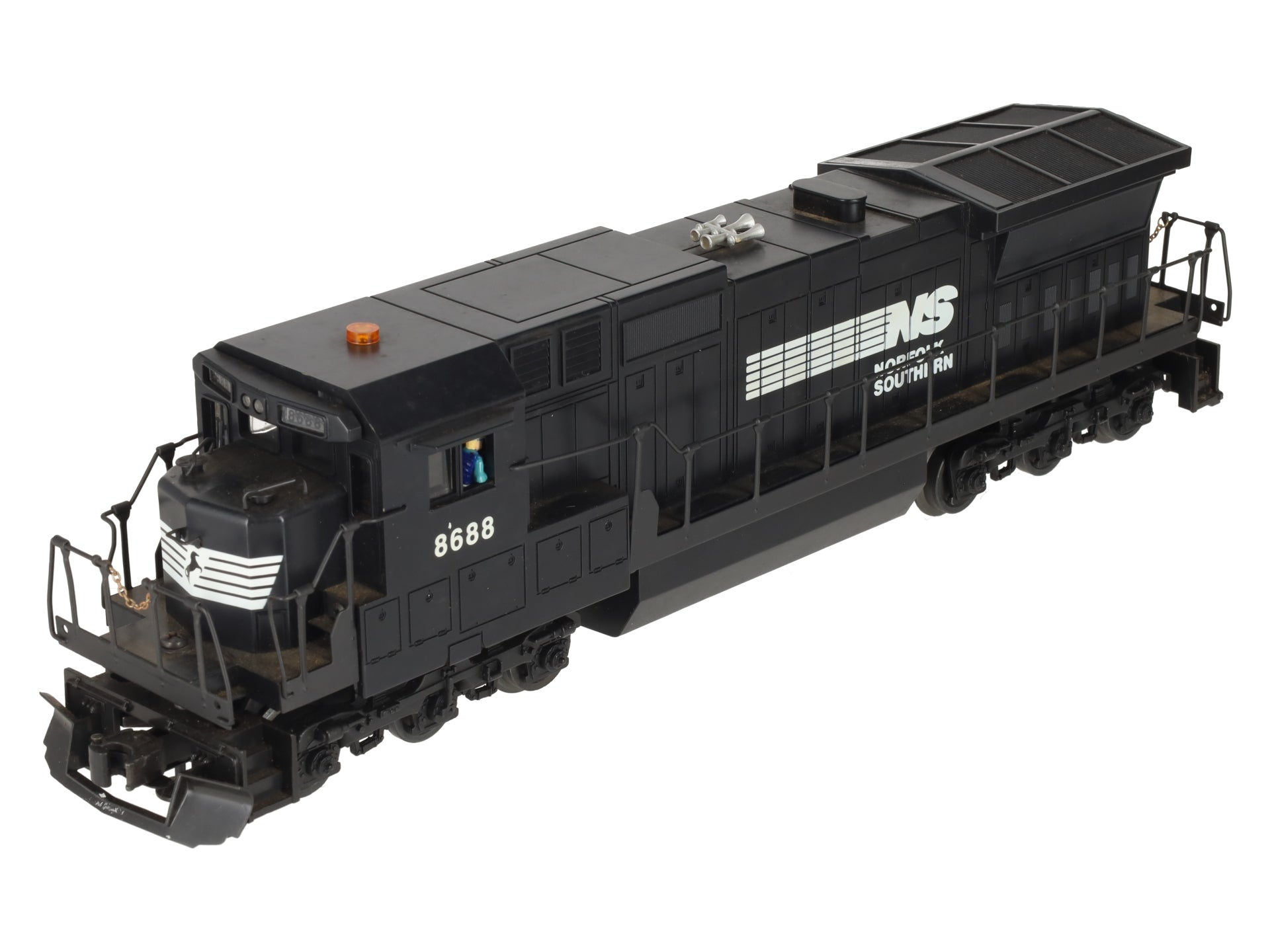 Lionel 6-18213 O Gauge Norfolk Southern Dash 8 40-C Diesel Locomotive #8688 VG/Box