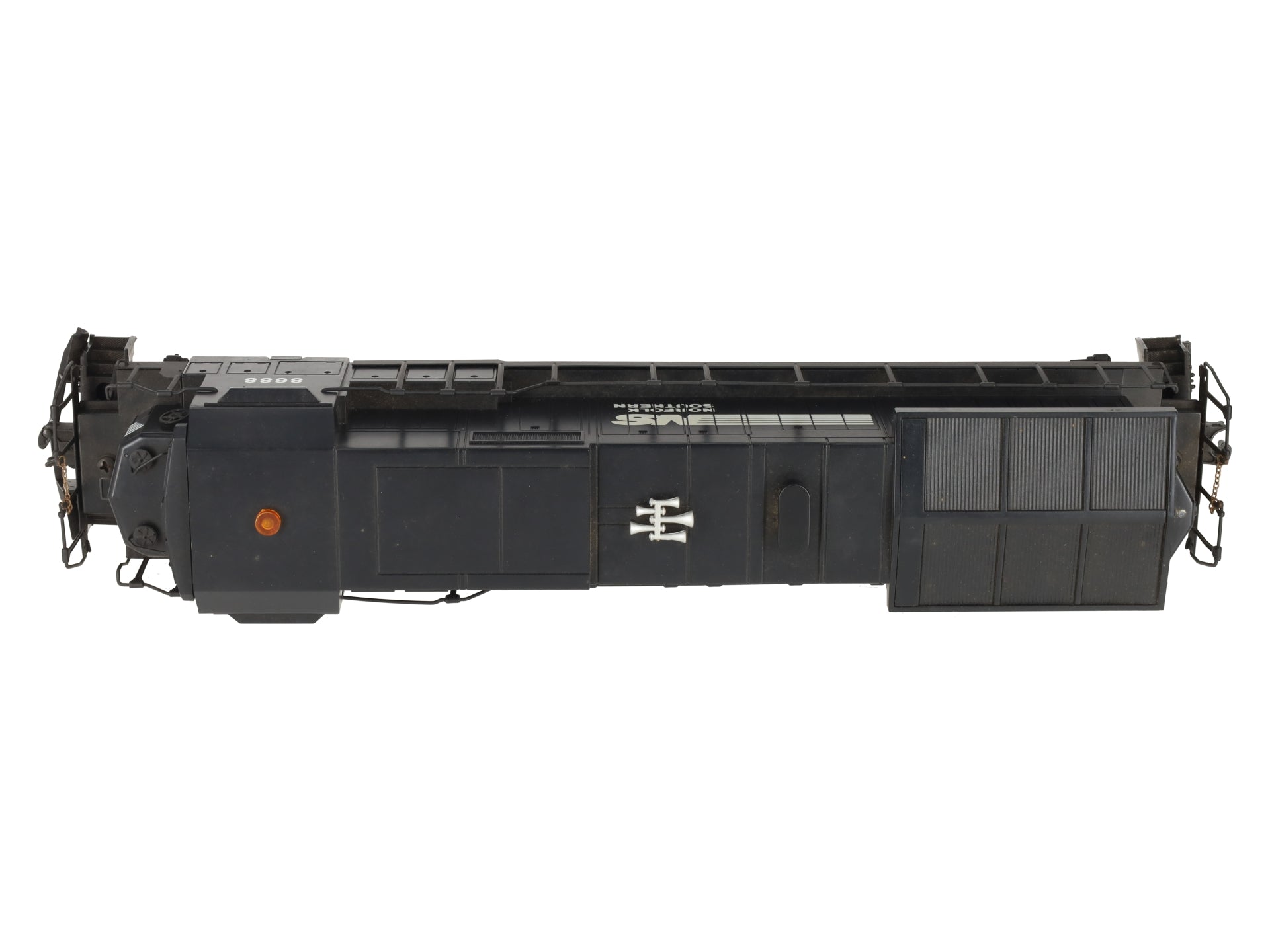 Lionel 6-18213 O Gauge Norfolk Southern Dash 8 40-C Diesel Locomotive #8688 VG/Box