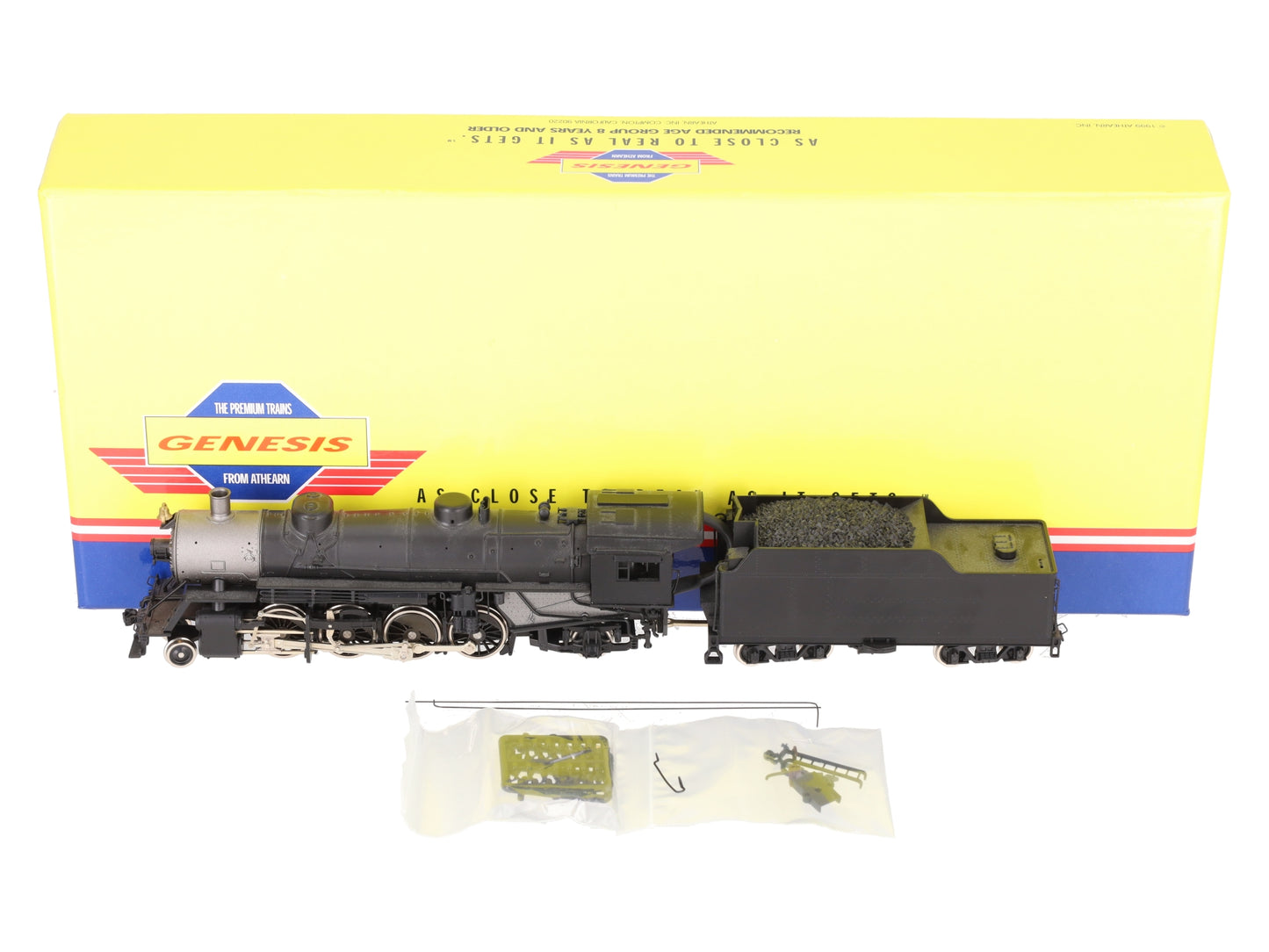 Athearn G9001 HO USRA 2-8-2 Mikado Undecorated Steam Locomotive & Tender EX/Box