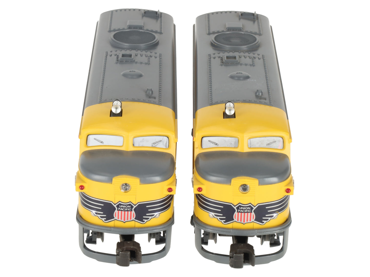 Lionel 1-18119 O Union Pacific FA-2 Alco AA Diesel Engine Set #8119/8120 LN