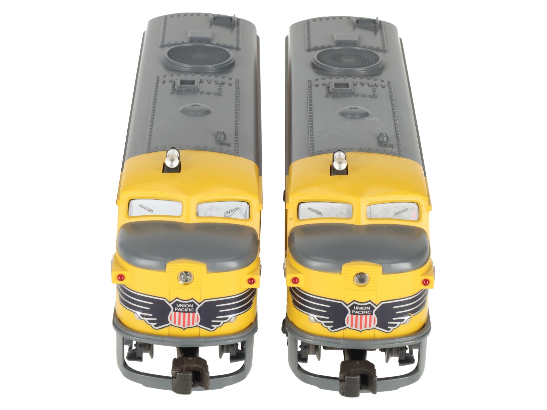 Lionel 1-18119 O Union Pacific FA-2 Alco AA Diesel Engine Set #8119/8120 LN