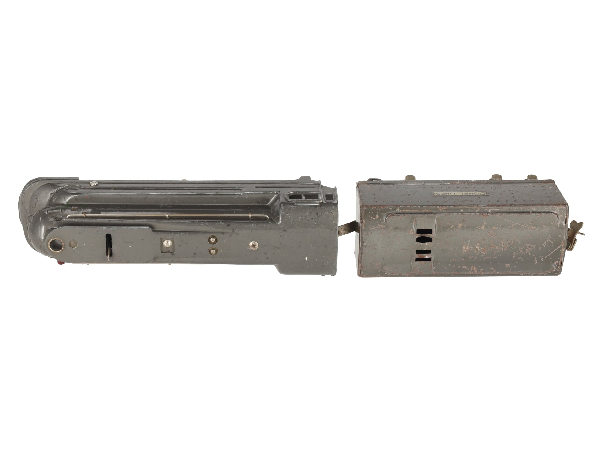 Lionel 1668E Vintage O 2-6-2 Gunmetal Streamline Steam Locomotive & Tender VG