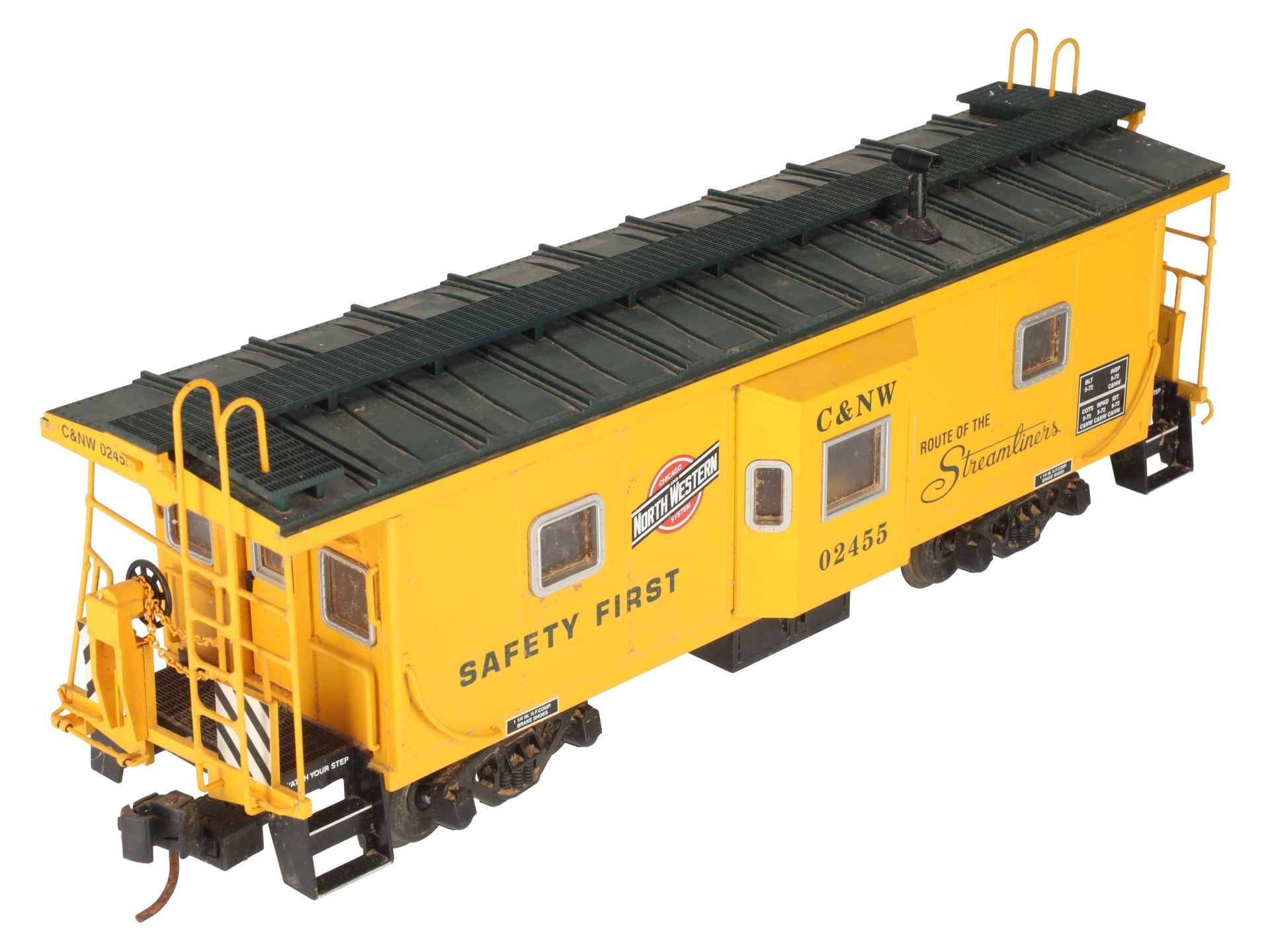 USA Trains 12055 G Chicago & Northwestern Bay Window Caboose #02455 VG