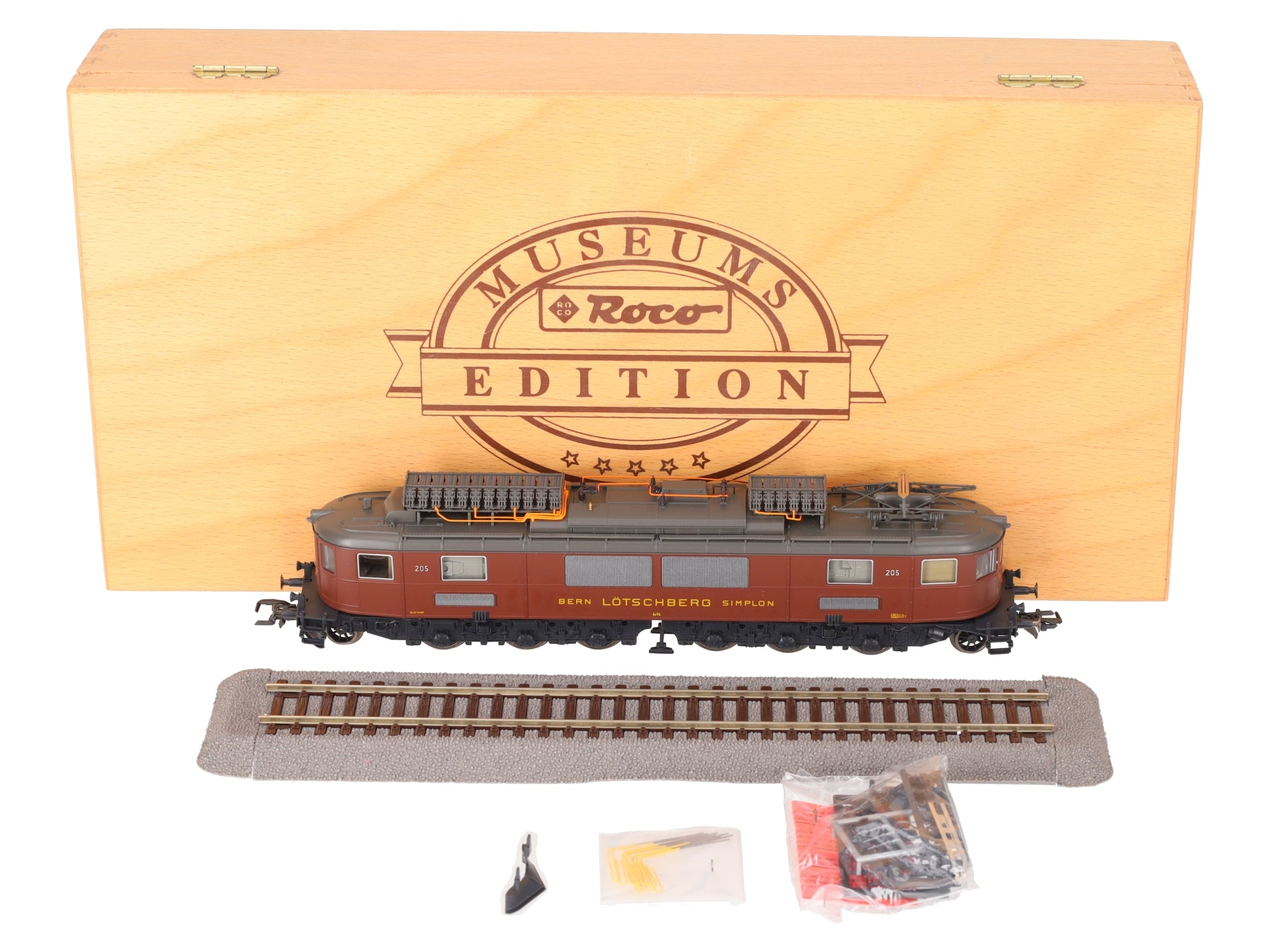 Roco 43855 HO für Märklin Museums Edition Ae 6/8 Bern Lötschberg Simplon EX/Box