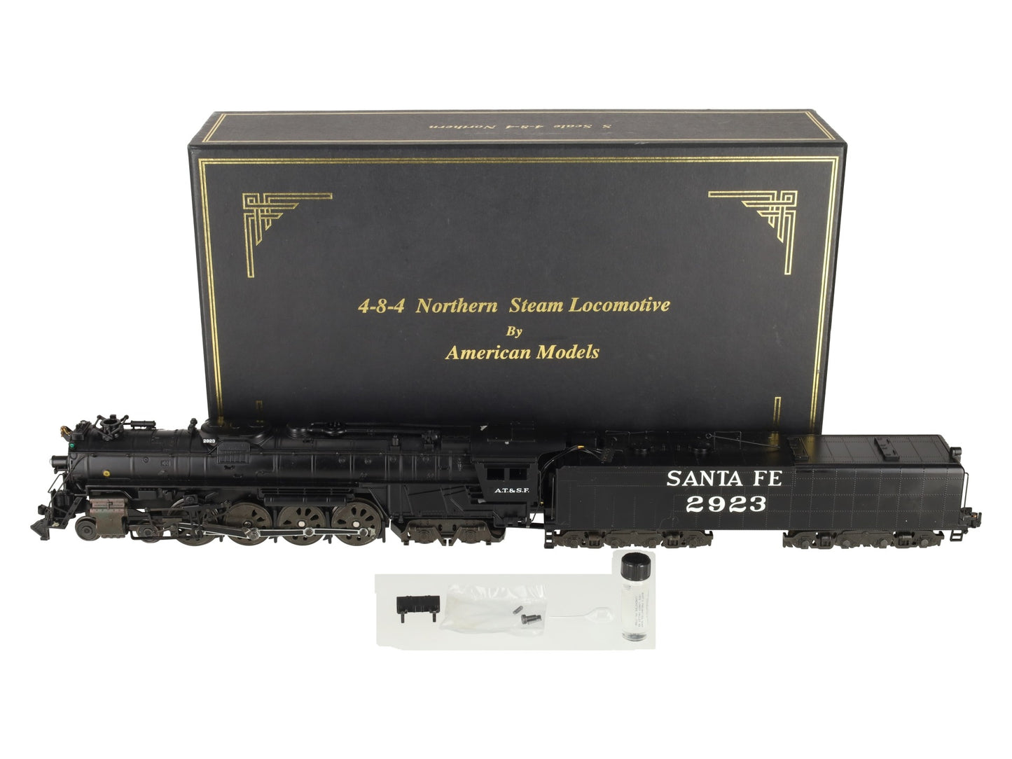 American Models S Scale Santa Fe A.T.S.F 4-8-4 Northern Steam Locomotive #2923 EX/Box