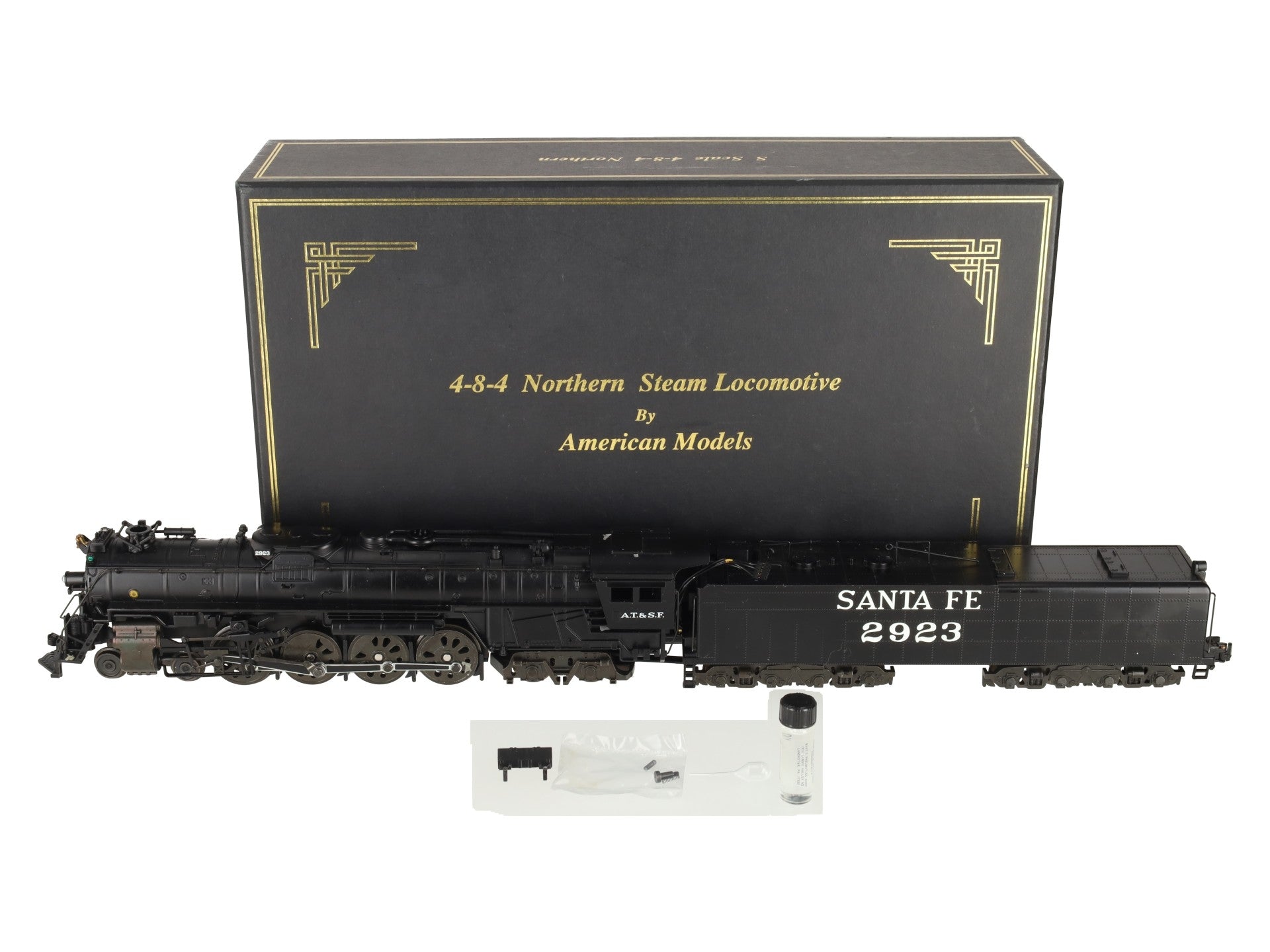 American Models S Scale Santa Fe A.T.S.F 4-8-4 Northern Steam Locomotive #2923 EX/Box