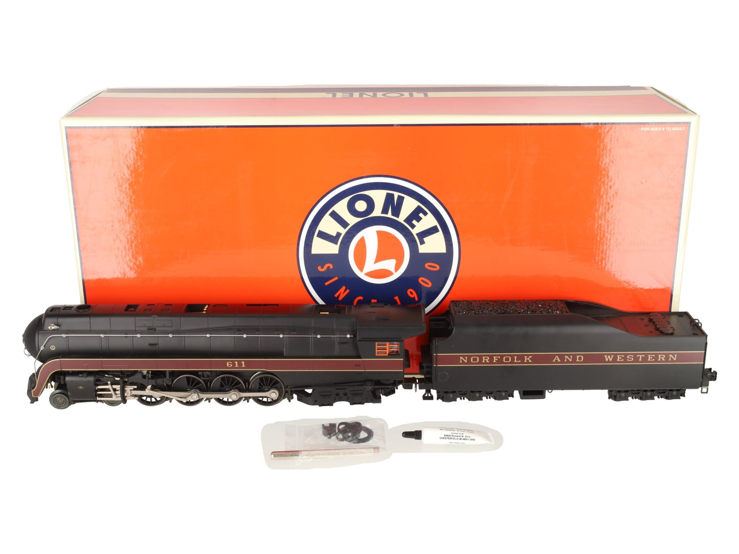 Lionel 6-38095 O Norfolk & Western 4-8-4 J-Class Steam Locomotive & Tender #611 EX/Box