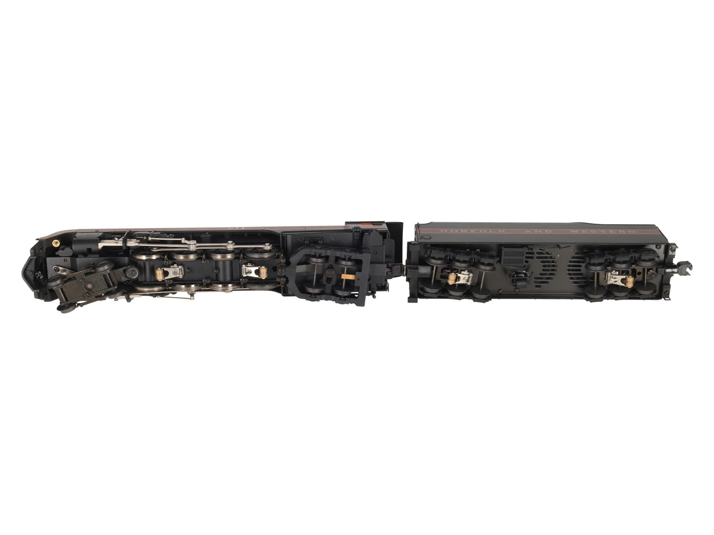Lionel 6-38095 O Norfolk & Western 4-8-4 J-Class Steam Locomotive & Tender #611 EX/Box