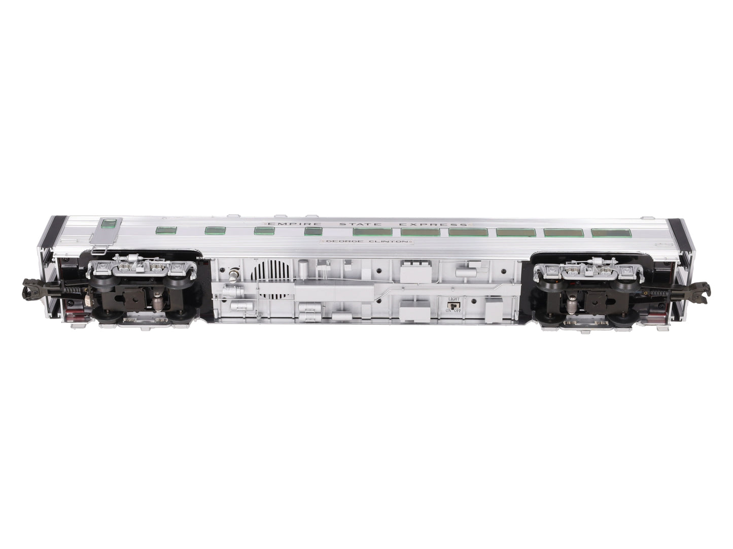 Lionel 6-29181 O New York Central "George Clinton" Diner Car w/ Station Sounds EX/Box
