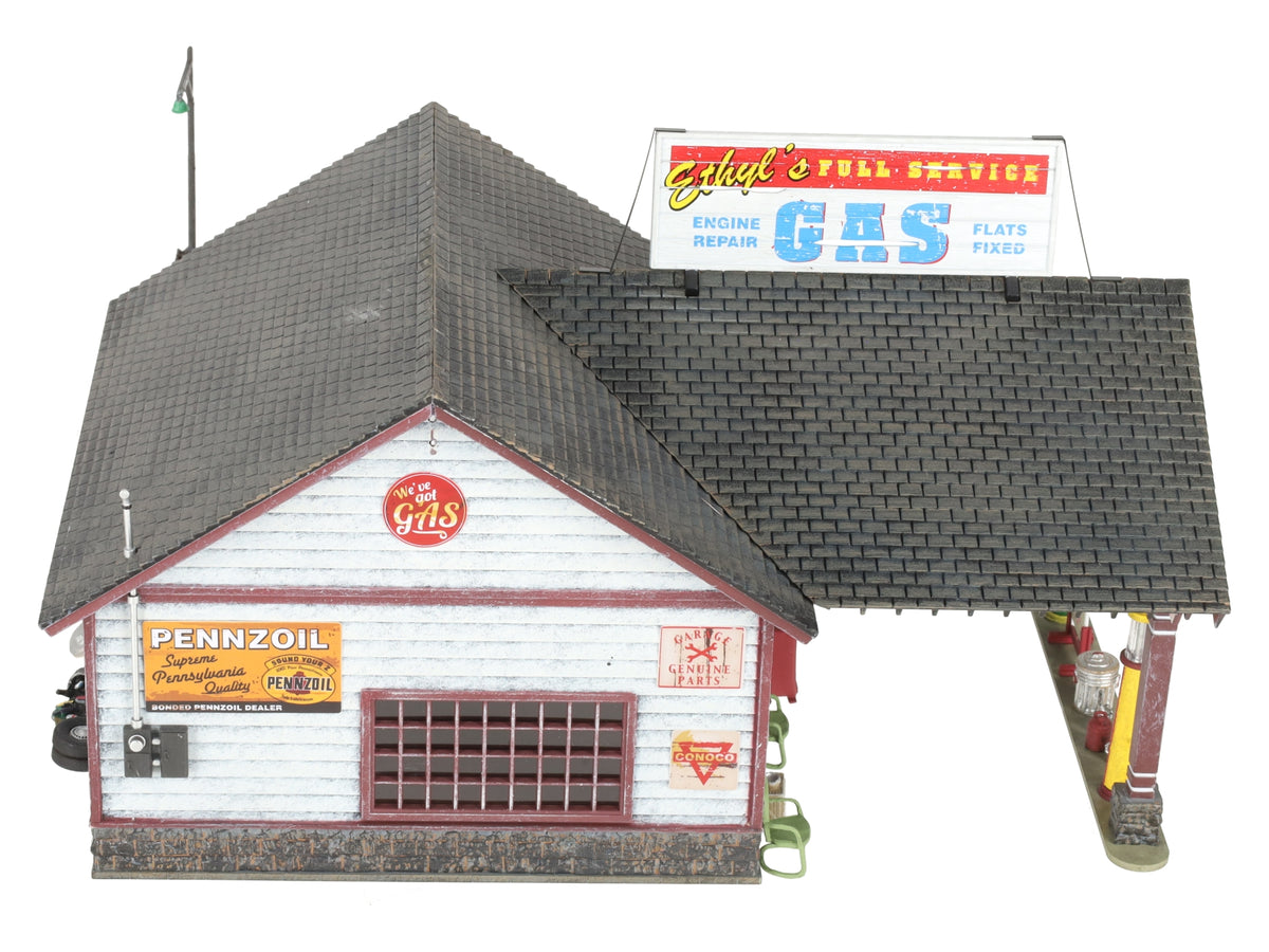 Woodland Scenics BR5849 O Built-&-Ready Ethyl's Gas & Service Building