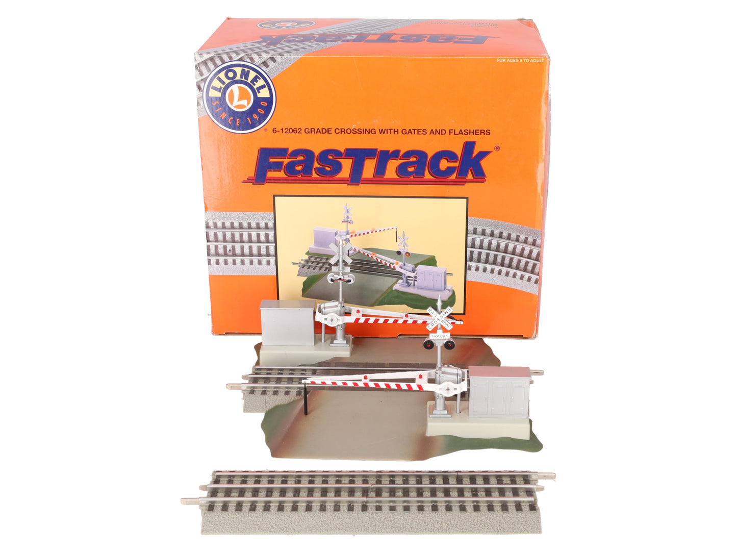 Lionel 6-12062 O Grade Crossing With Gates & Flashers EX/Box