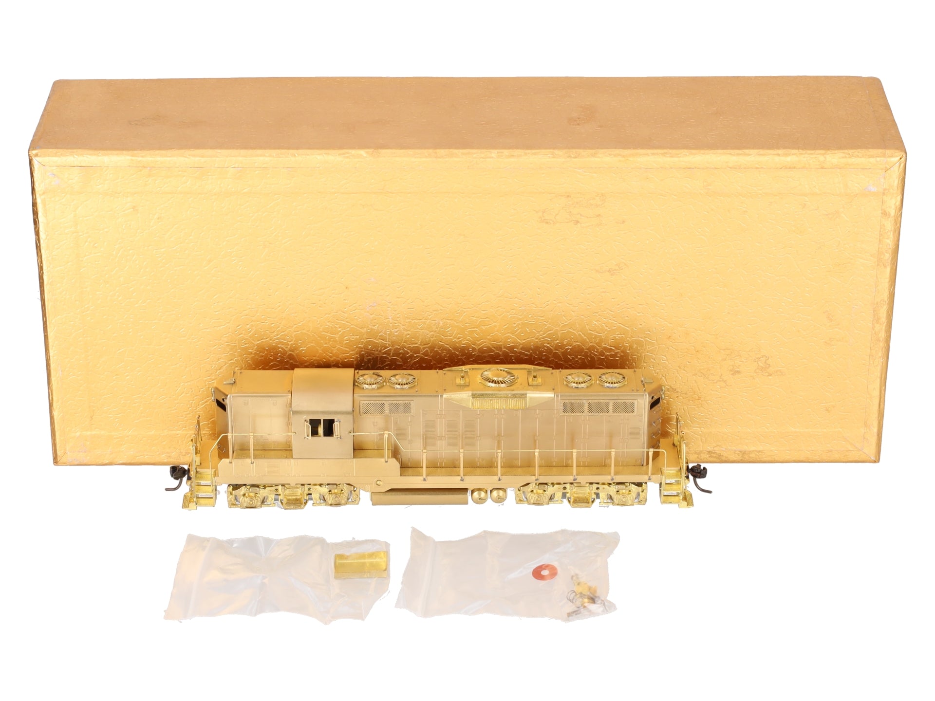 Oriental Limited BRASS HO EMD GP9 1750HP Diesel Loco Intermediate -Dynamic Brake EX/Box