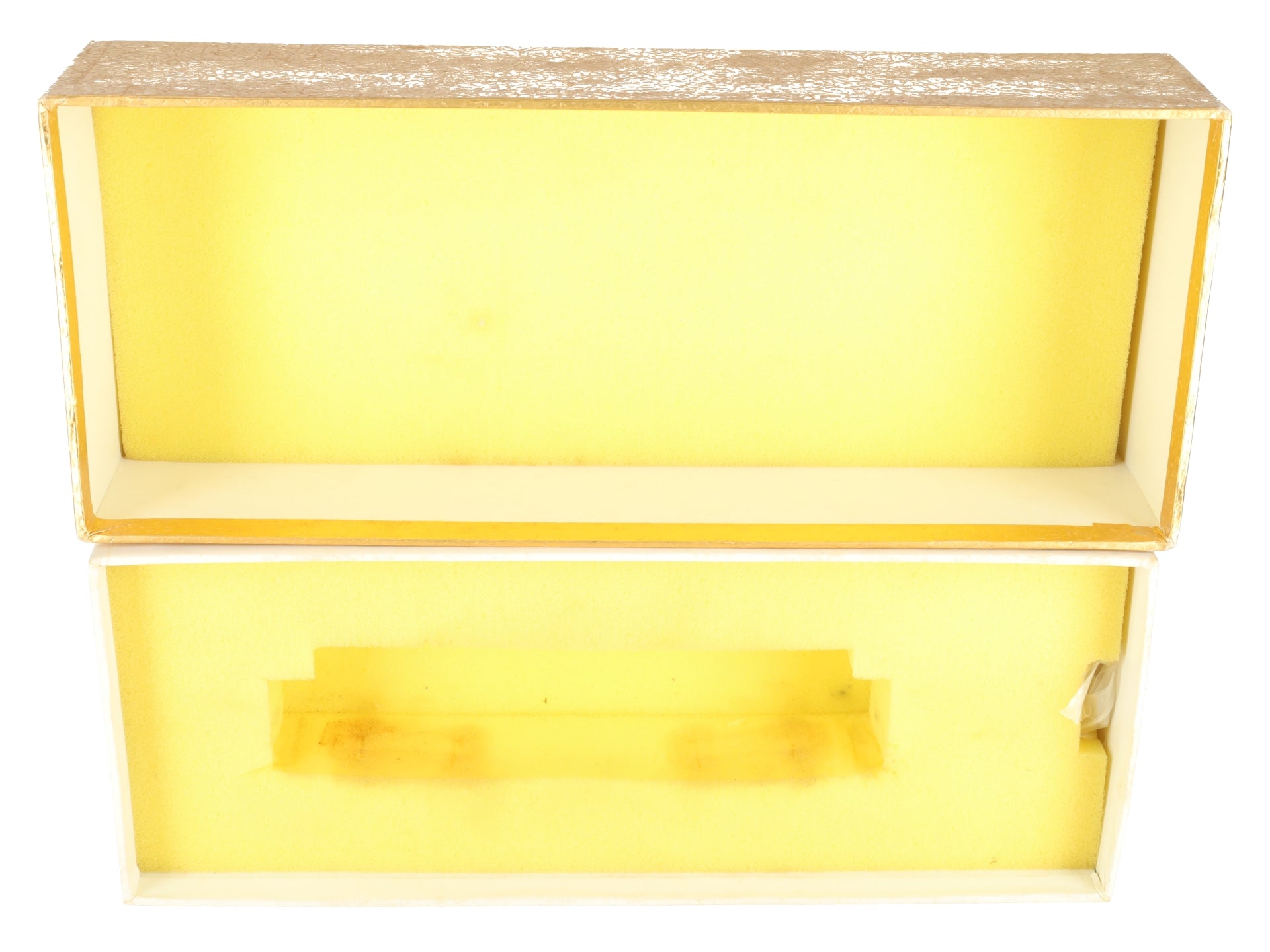 Oriental Limited HO BRASS EMD GP20 2000HP Low Hood Diesel Locomotive - Unpainted EX/Box