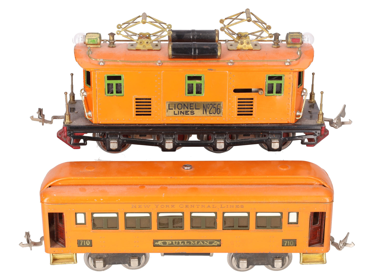 Lionel Prewar O 256 Electric Locomotive w/710 Passenger Car