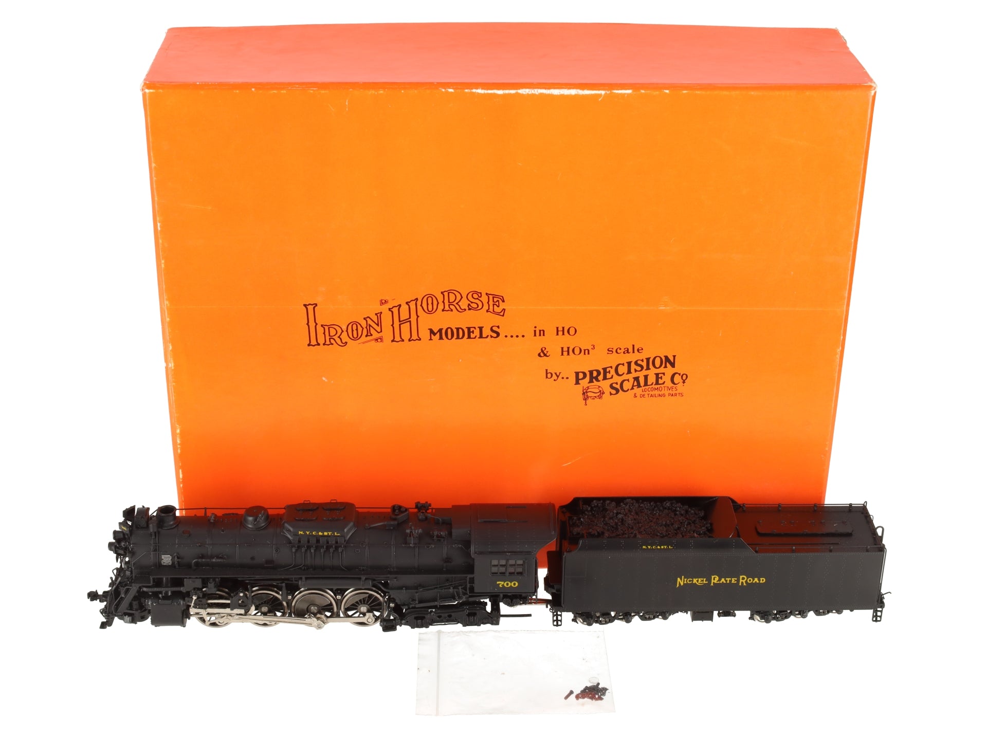 Precision Scale 16626-1 HO BRASS Nickel Plate Road 2-8-4 Steam Loco & Tender#700 LN/Box