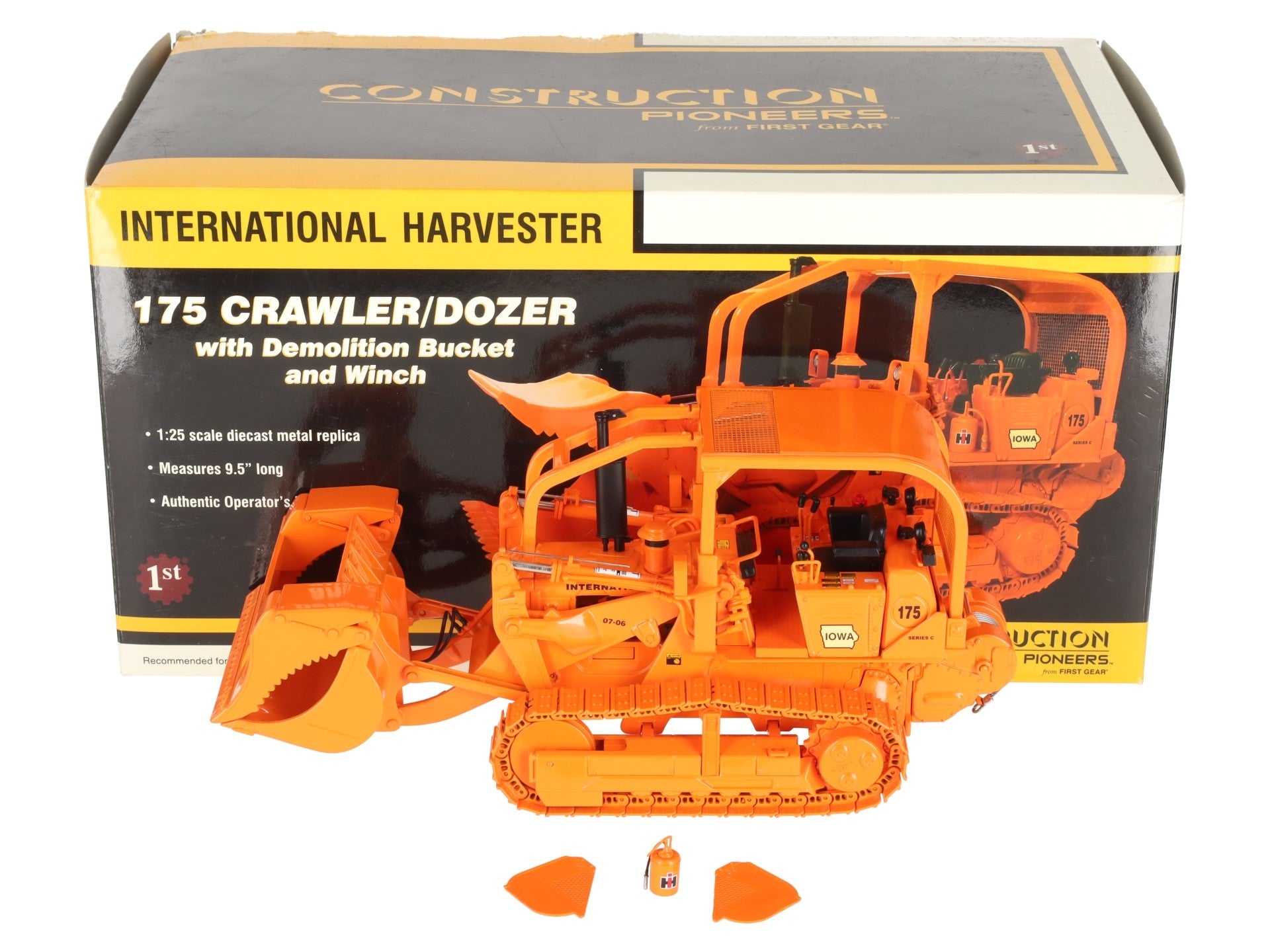 First Gear 49-0135 1:25 Scale Die-Cast International Harvester 175 Crawler/Dozer VG/Box