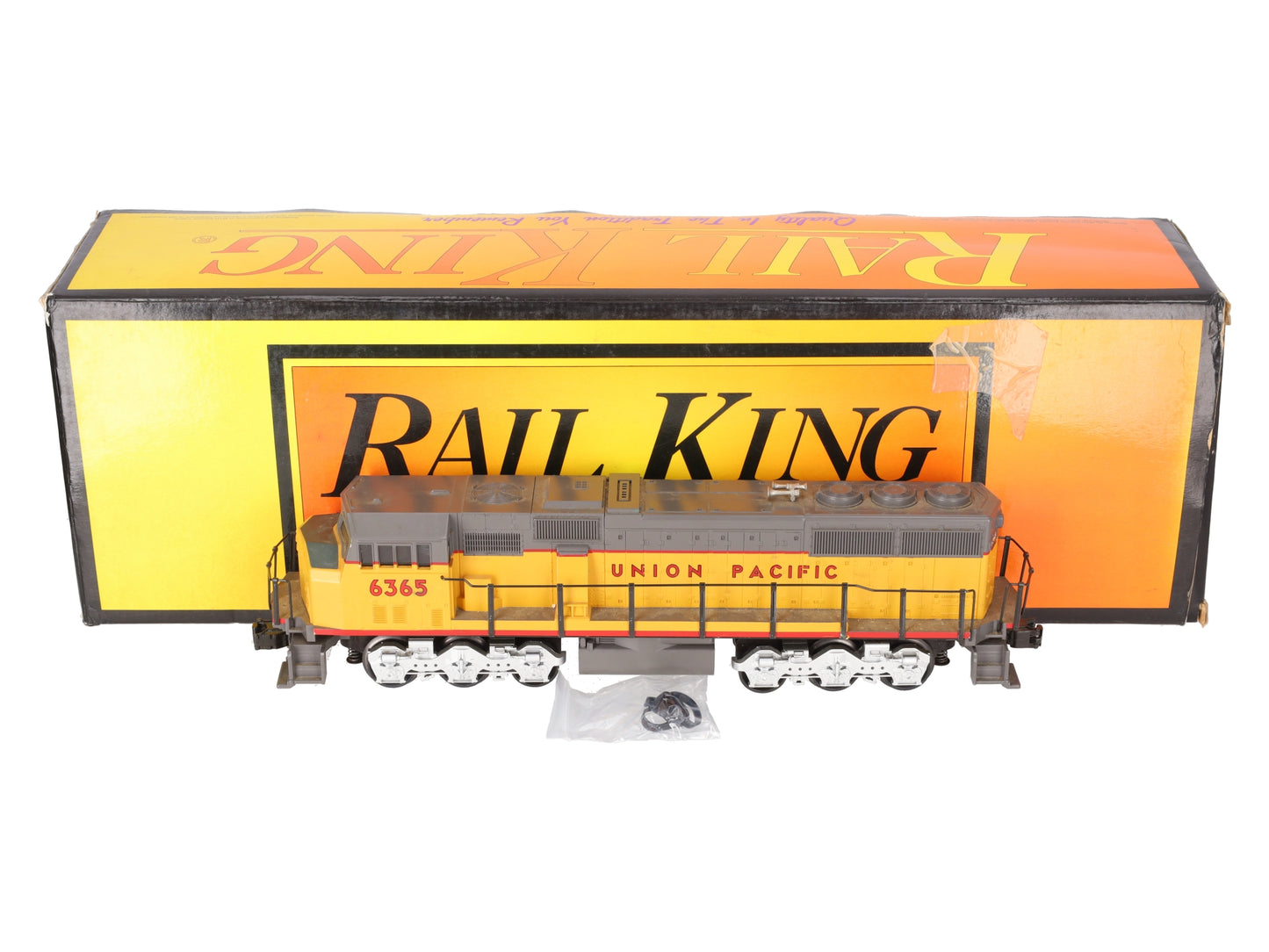 MTH 30-2117-1 O Gauge Union Pacific SD60M Diesel Engine w/PS1 #6365 EX/Box