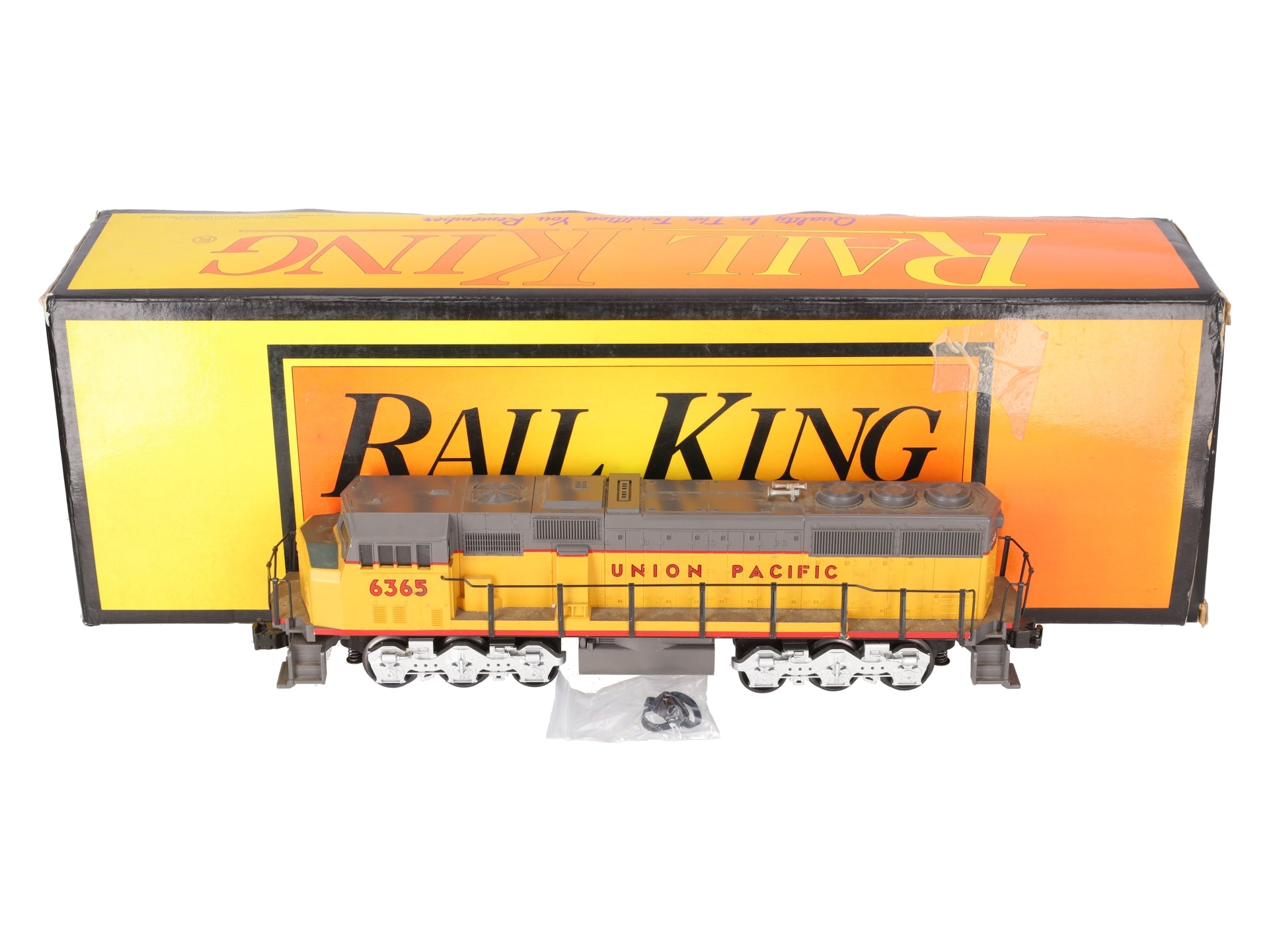 MTH 30-2117-1 O Gauge Union Pacific SD60M Diesel Engine w/PS1 #6365 EX/Box
