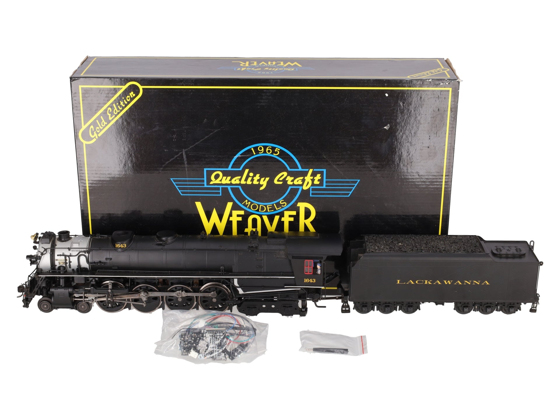 Weaver G1741LP O Brass Lackawanna 4-8-4 Steam Loco and Tender (3-Rail) #1643 VG/Box