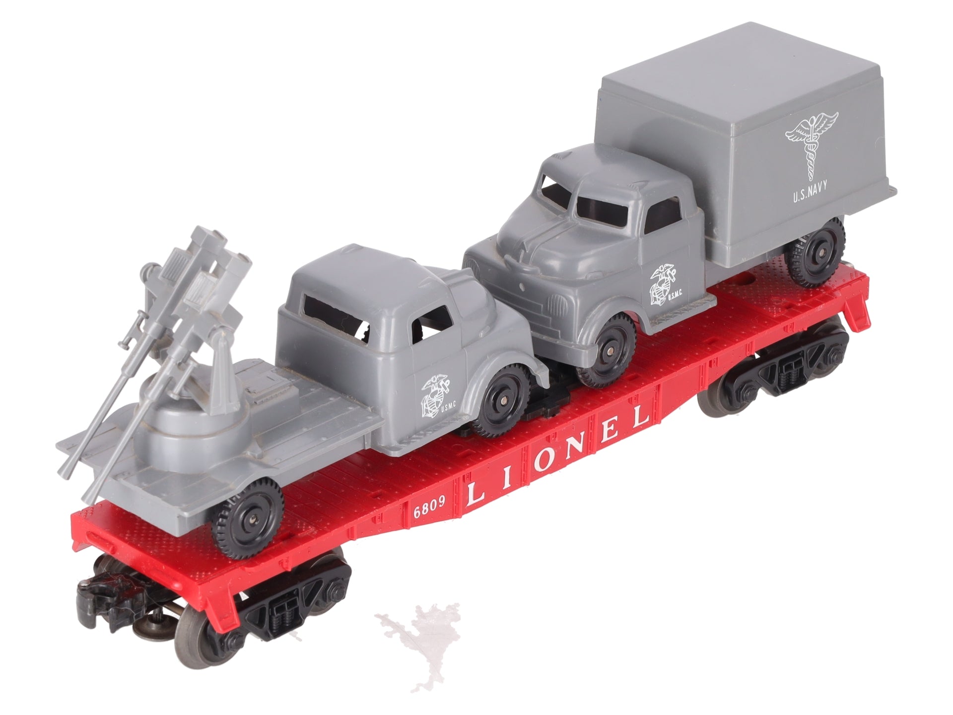 Lionel 6809 Vintage O Flatcar w/USMC AA Gun Truck & Medical Box Truck EX