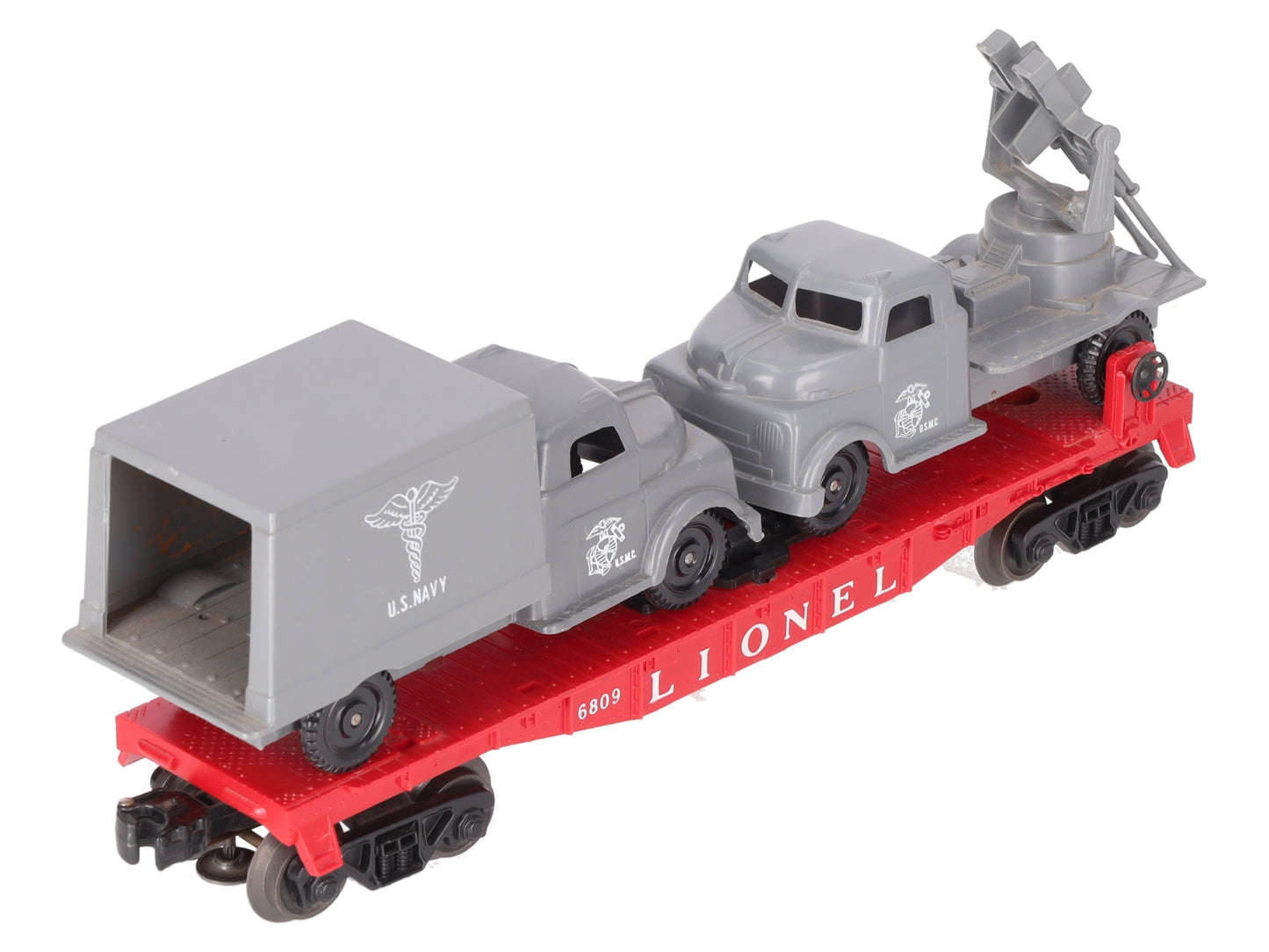 Lionel 6809 Vintage O Flatcar w/USMC AA Gun Truck & Medical Box Truck EX