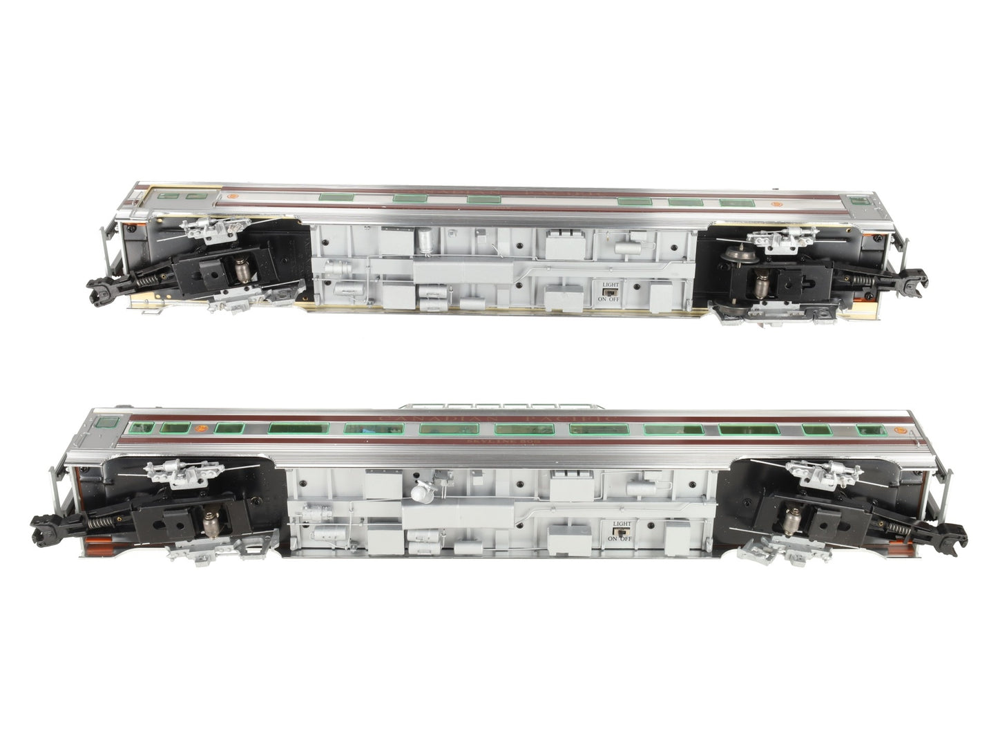 Lionel 6-25605 Canadian Pacific 18" Aluminum Passenger Car (Set of 2) VG/Box