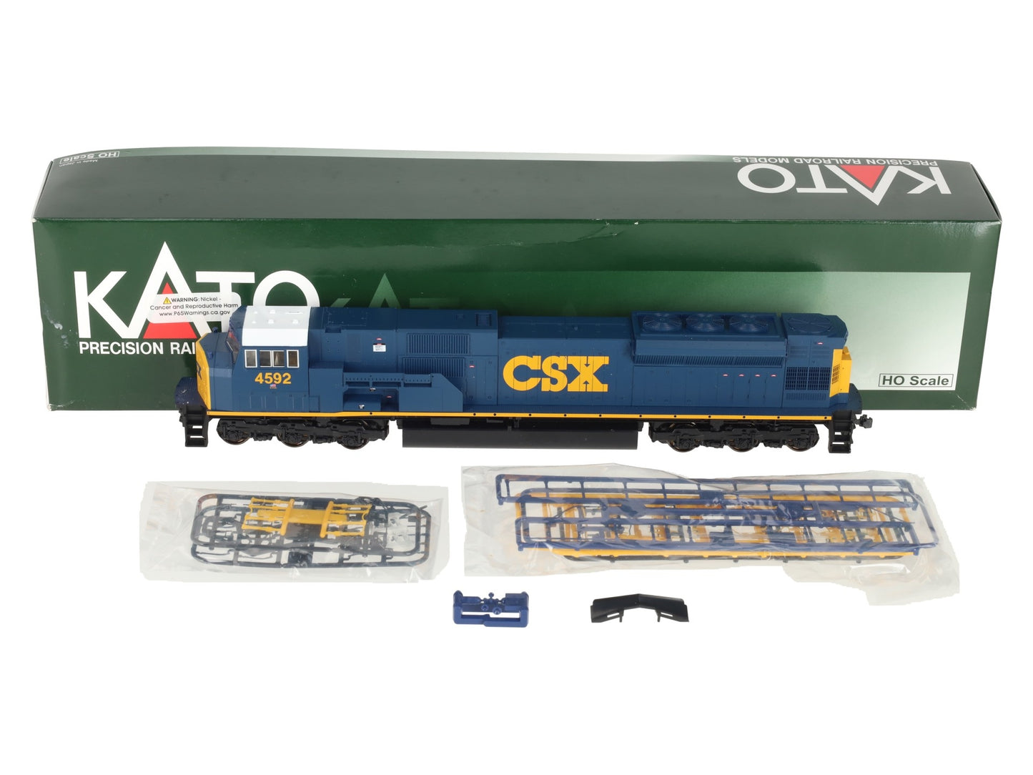 Kato 37-6372 HO Scale CSX Dark Future EMD SD80MAC Diesel Locomotive #4592 EX/Box