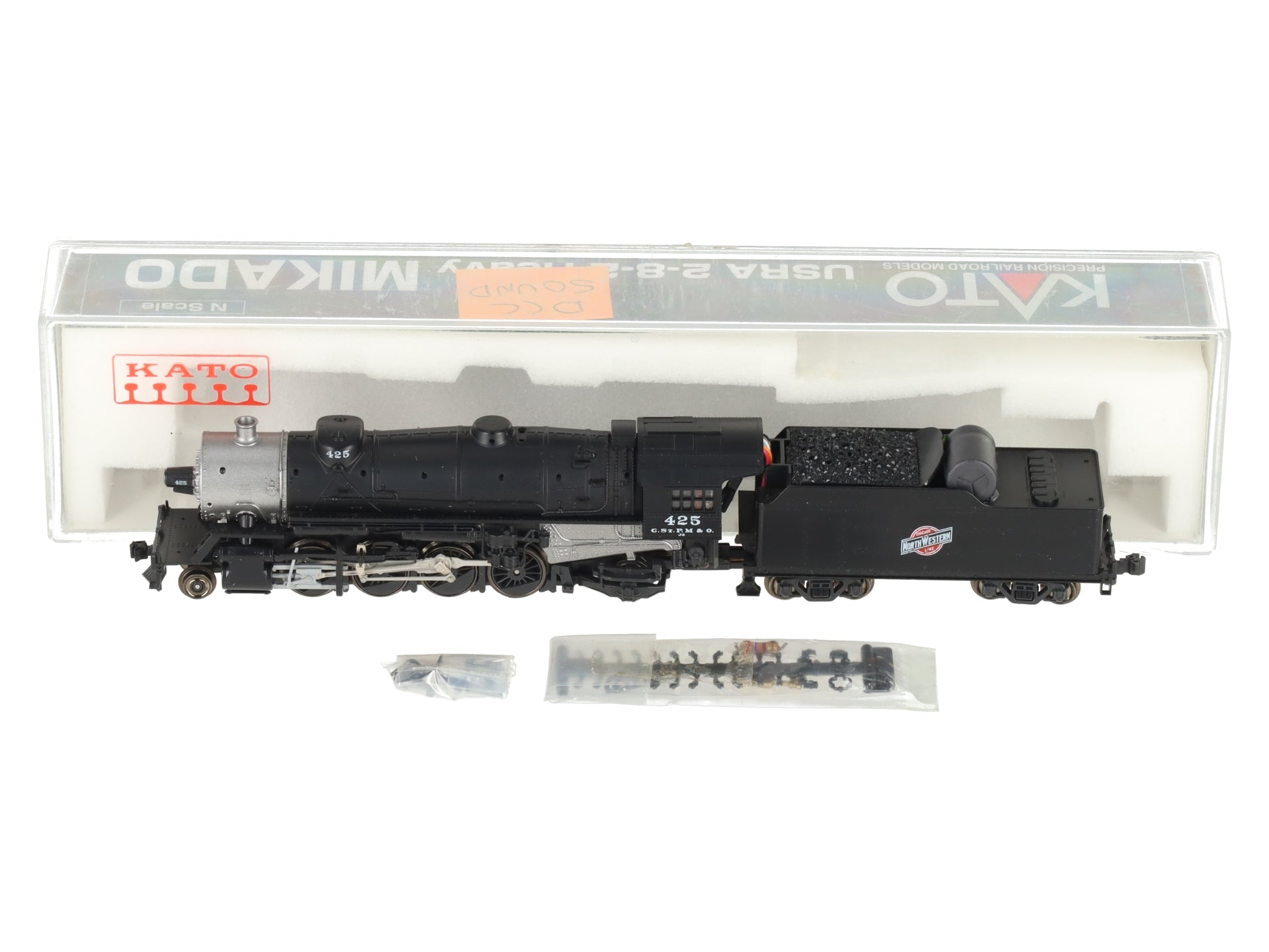 Kato 126-0203 N CNW 2-8-2 USRA Heavy Mikado Steam & Tender w/ DCC & Sound LN/Box