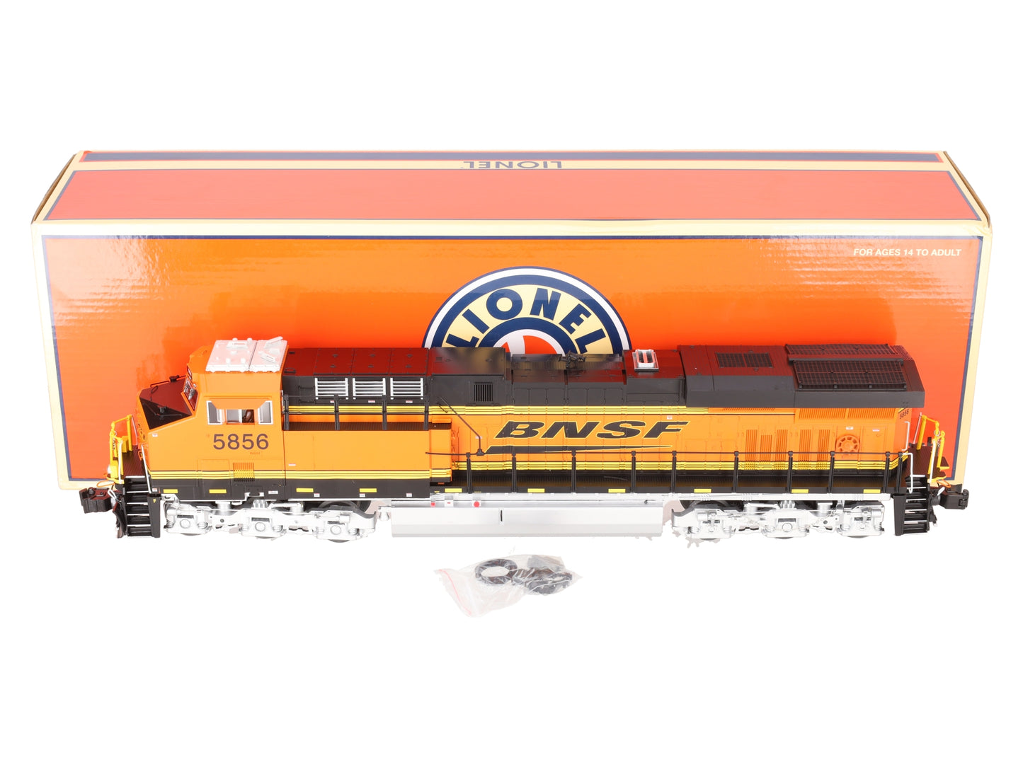 Lionel 2433422 O BNSF LEGACY ES44 Diesel Locomotive #5856 EX/Box