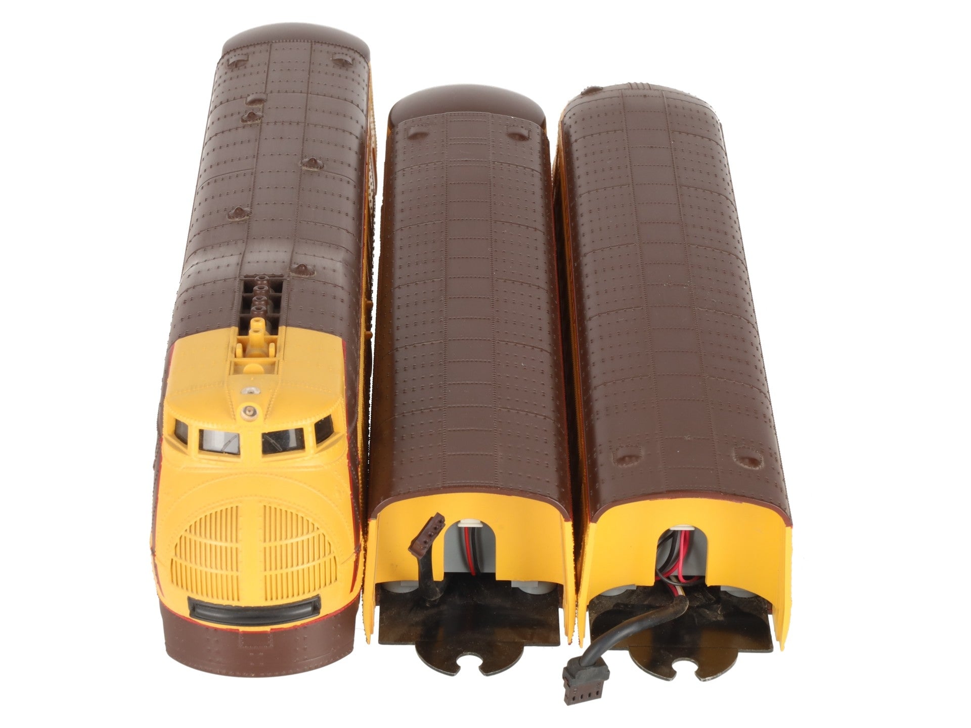 MTH 30-2197-0 Union Pacific M10000 Diesel Passenger Set w/LocoSound (Set of 3) EX/Box