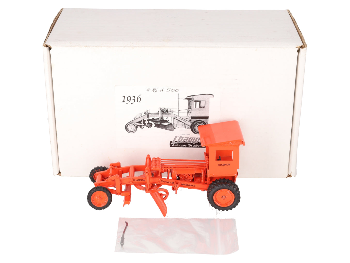 Dominion Road 1:32 #86 of 500 Diecast 1936 Champion Hydraulic Maintenance VG/Box