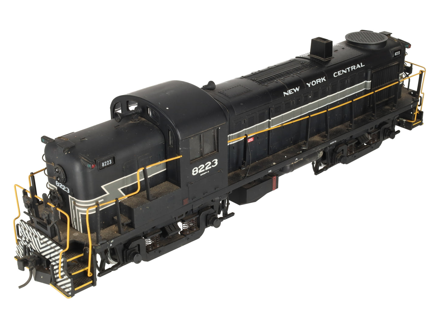 Aristo-Craft 22219 G New York Central RS-3 Diesel Locomotive #8307/Box