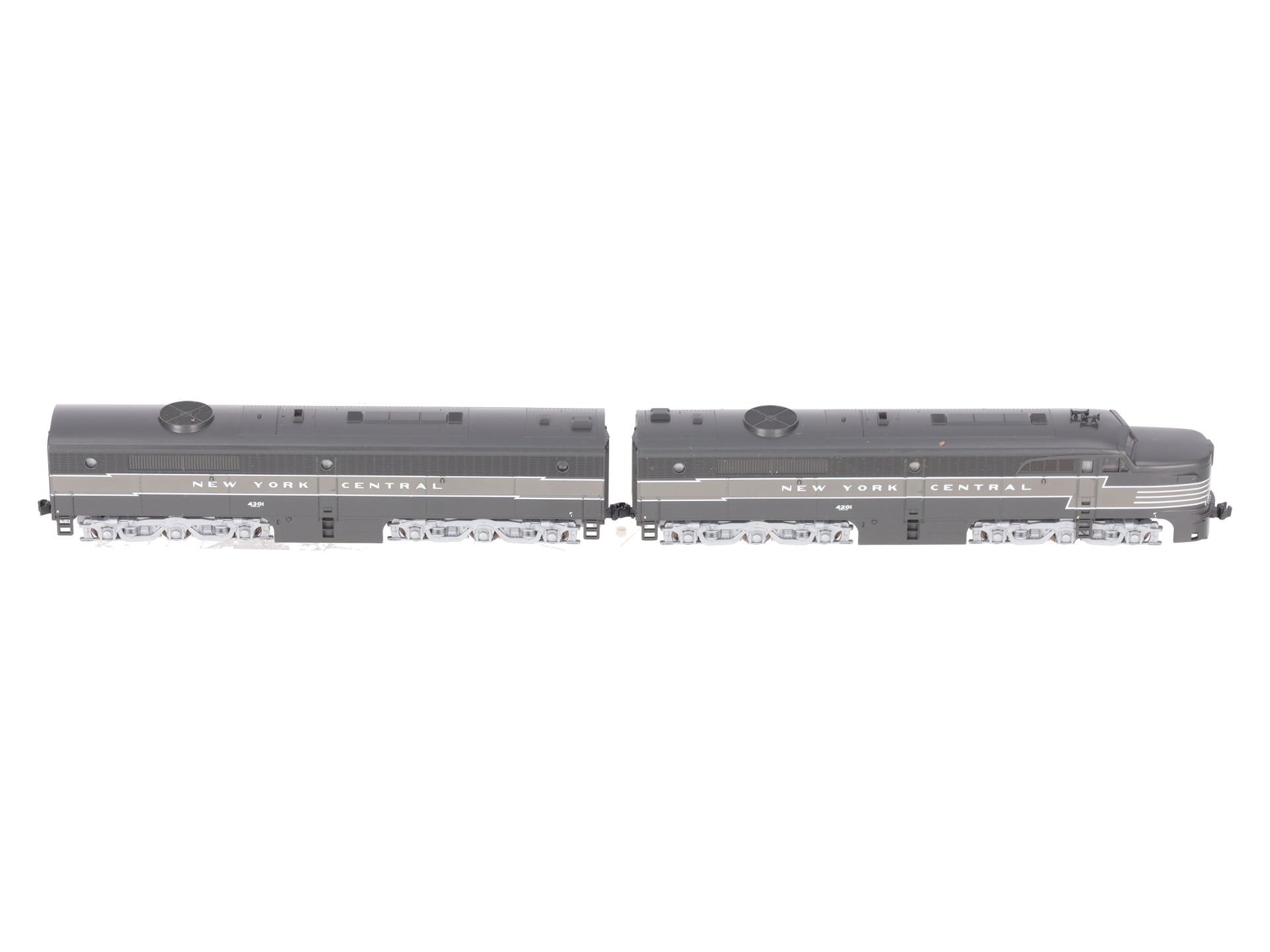 Kato 106-0701 New York Central PA-1 & PB-1 Diesel Locomotive Set w/DCC LN/Box