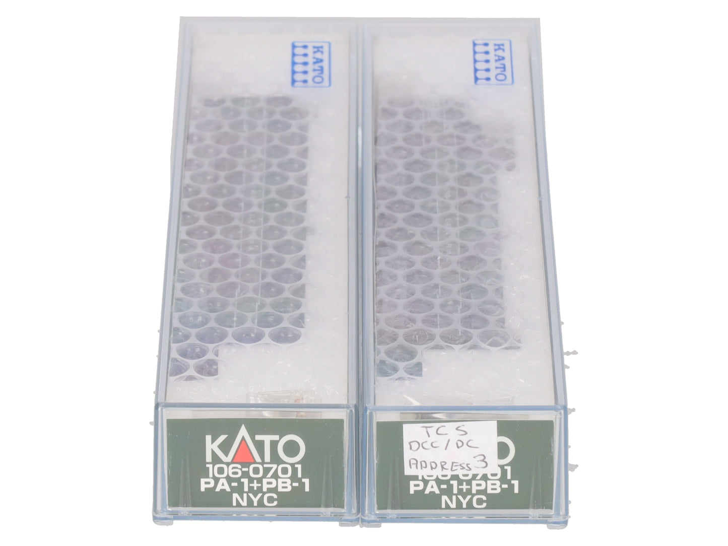 Kato 106-0701 New York Central PA-1 & PB-1 Diesel Locomotive Set w/DCC LN/Box