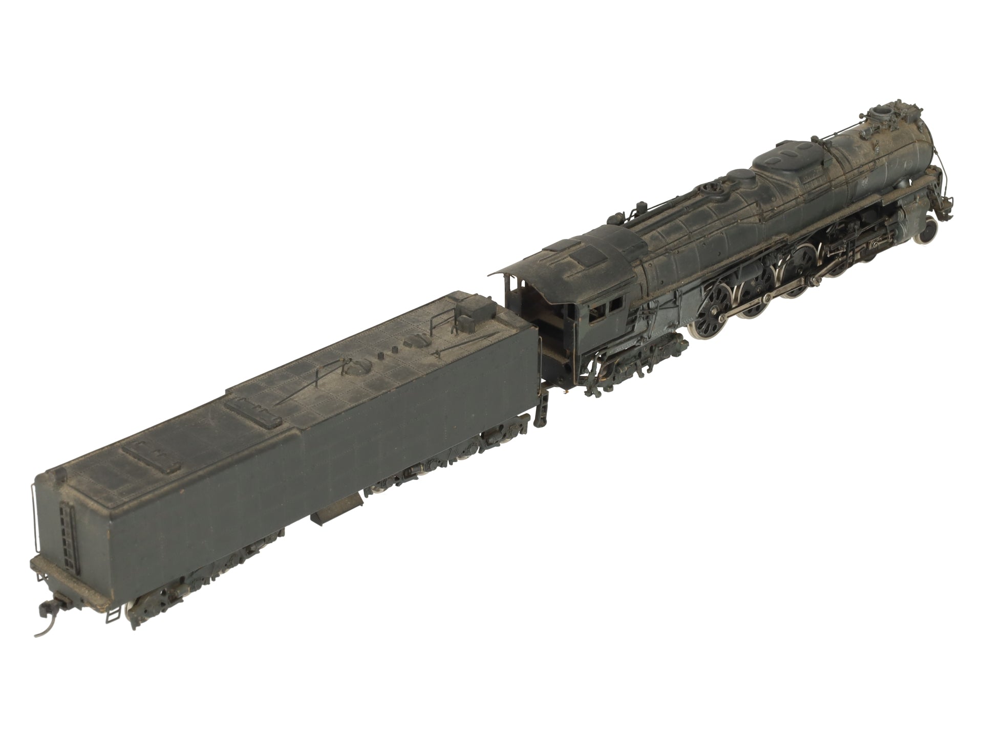 United Models HO Scale BRASS Santa Fe 4-8-4 Steam Locomotive & Tender- Painted