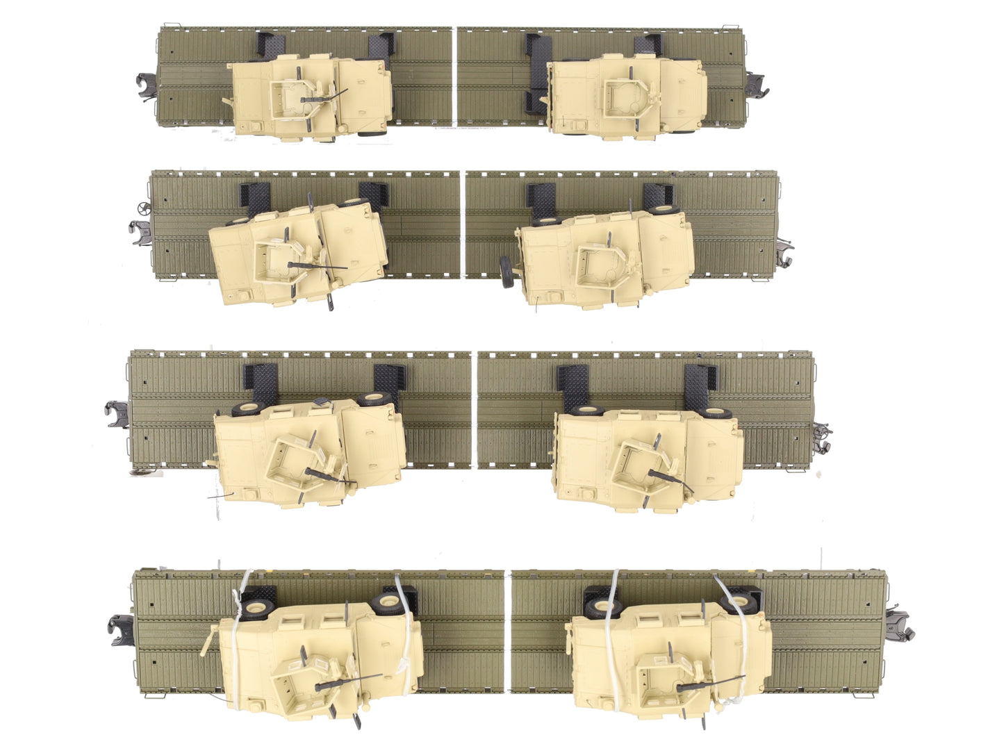 MTH 20-92274 O U.S. Army 4-Car 60' Flat Car Set w/(2) Humvee Vehicles VG/Box