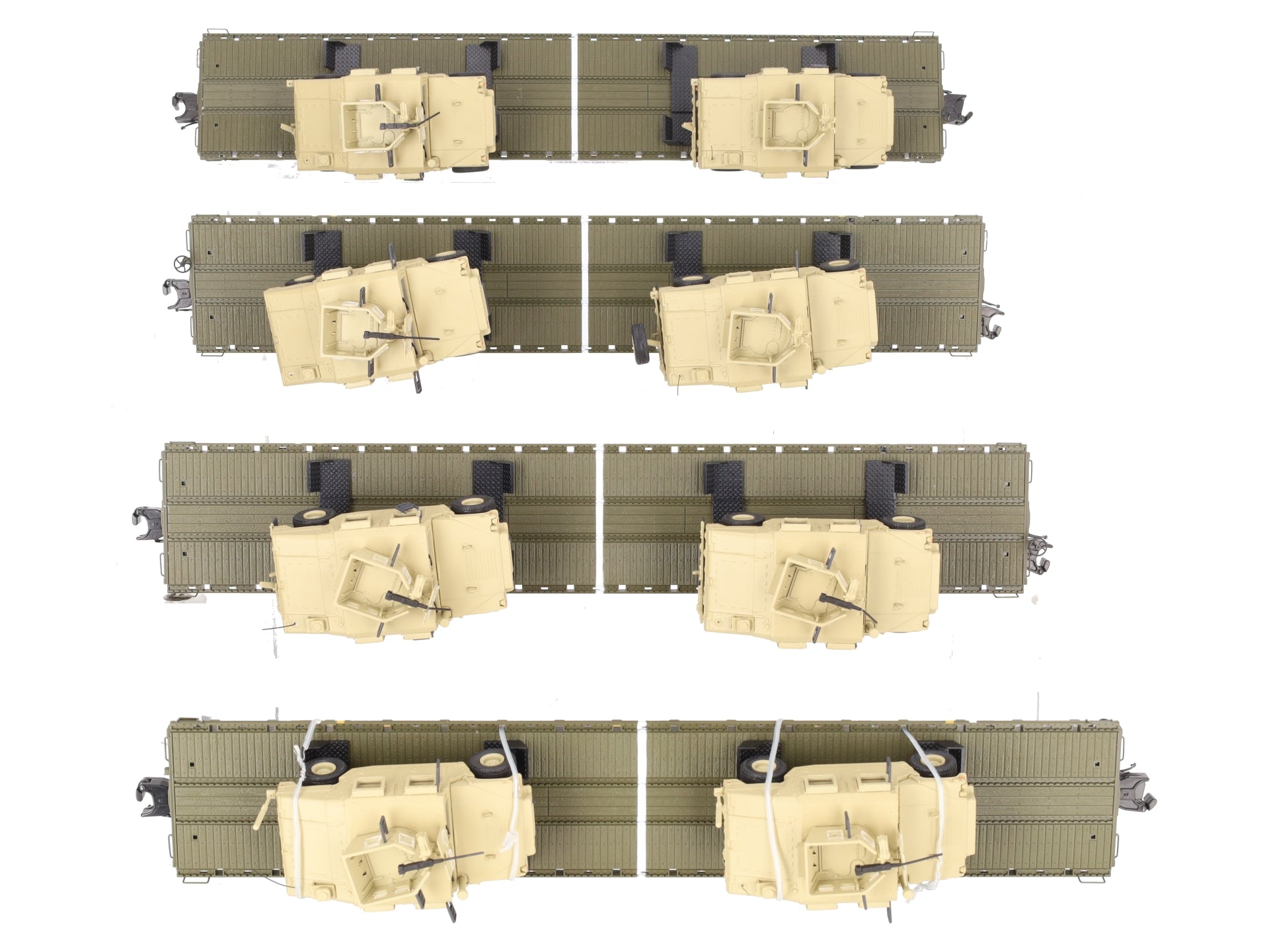 MTH 20-92274 O U.S. Army 4-Car 60' Flat Car Set w/(2) Humvee Vehicles VG/Box